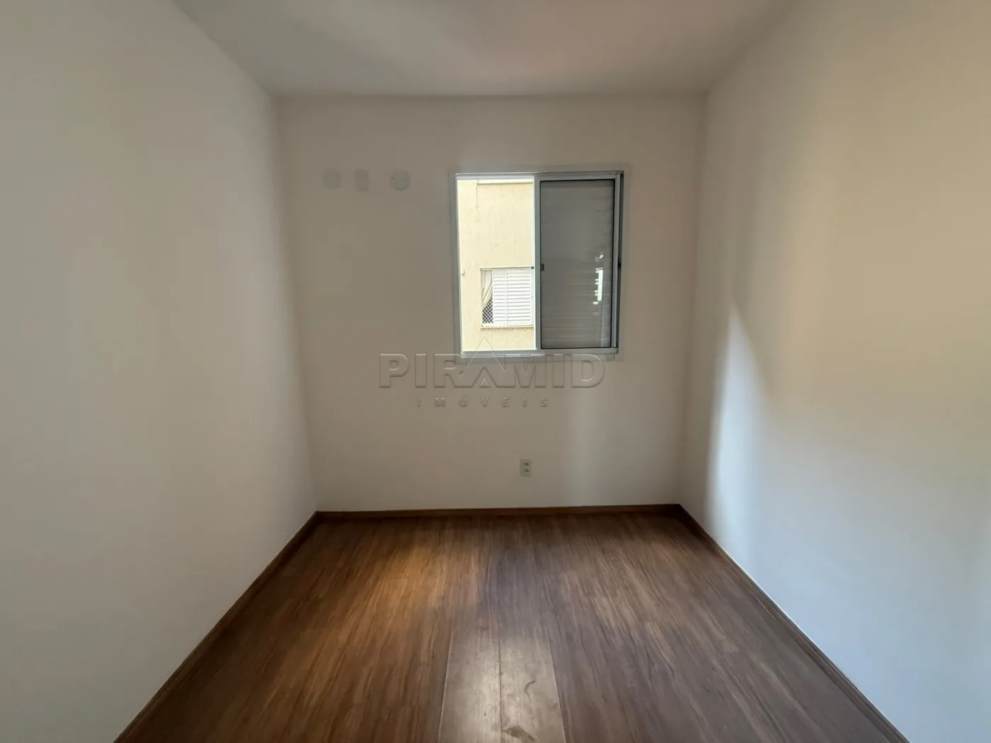 Alugar Apartamento / Padr&atilde;o em Ribeir&atilde;o Preto R$ 850,00 - Foto 5