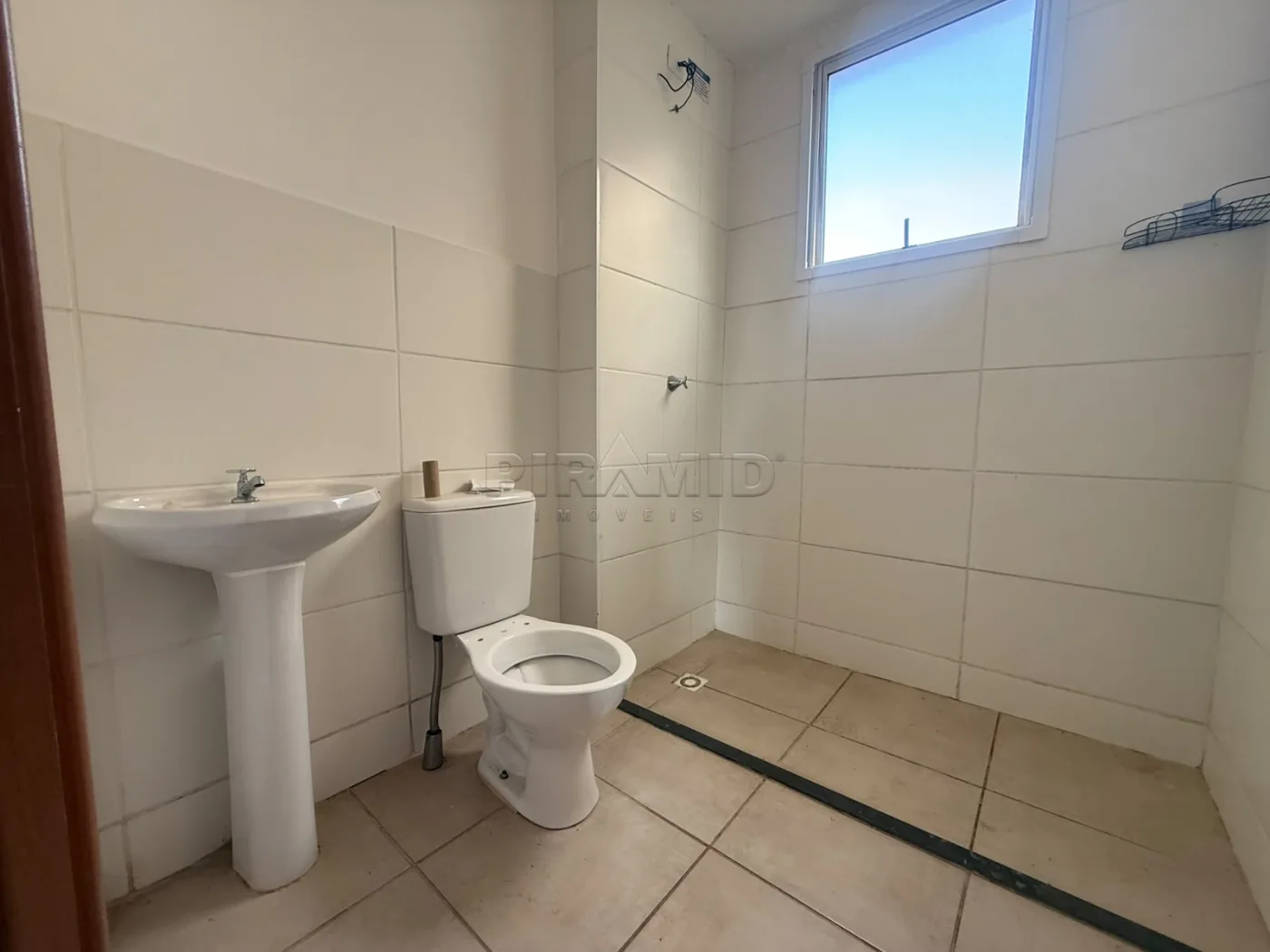 Alugar Apartamento / Padr&atilde;o em Ribeir&atilde;o Preto R$ 850,00 - Foto 7