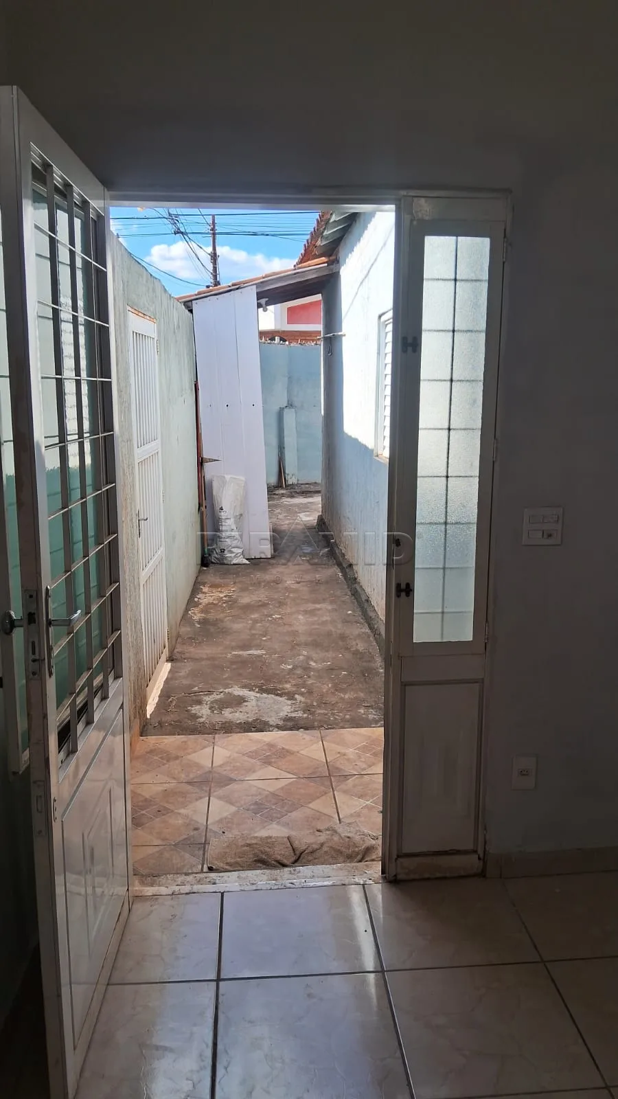 Alugar Casa / Padr&atilde;o em Ribeir&atilde;o Preto R$ 1.500,00 - Foto 14