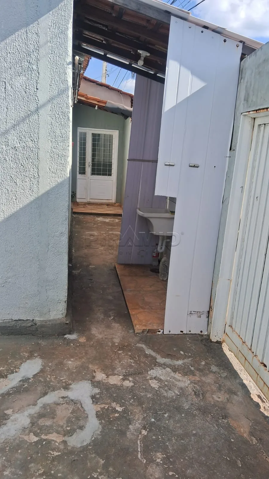 Alugar Casa / Padr&atilde;o em Ribeir&atilde;o Preto R$ 1.500,00 - Foto 15