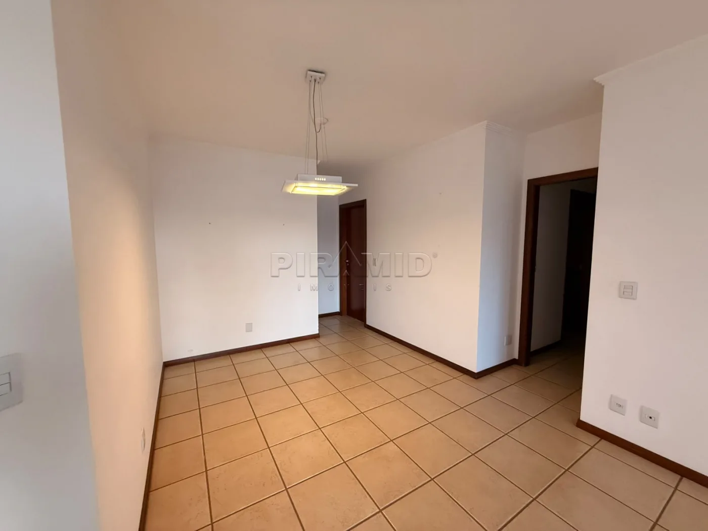 Alugar Apartamento / Padr&atilde;o em Ribeir&atilde;o Preto R$ 3.600,00 - Foto 2