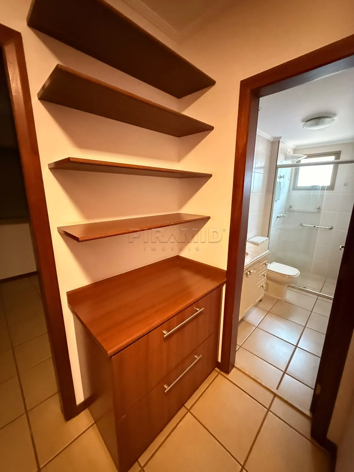 Alugar Apartamento / Padr&atilde;o em Ribeir&atilde;o Preto R$ 3.600,00 - Foto 8