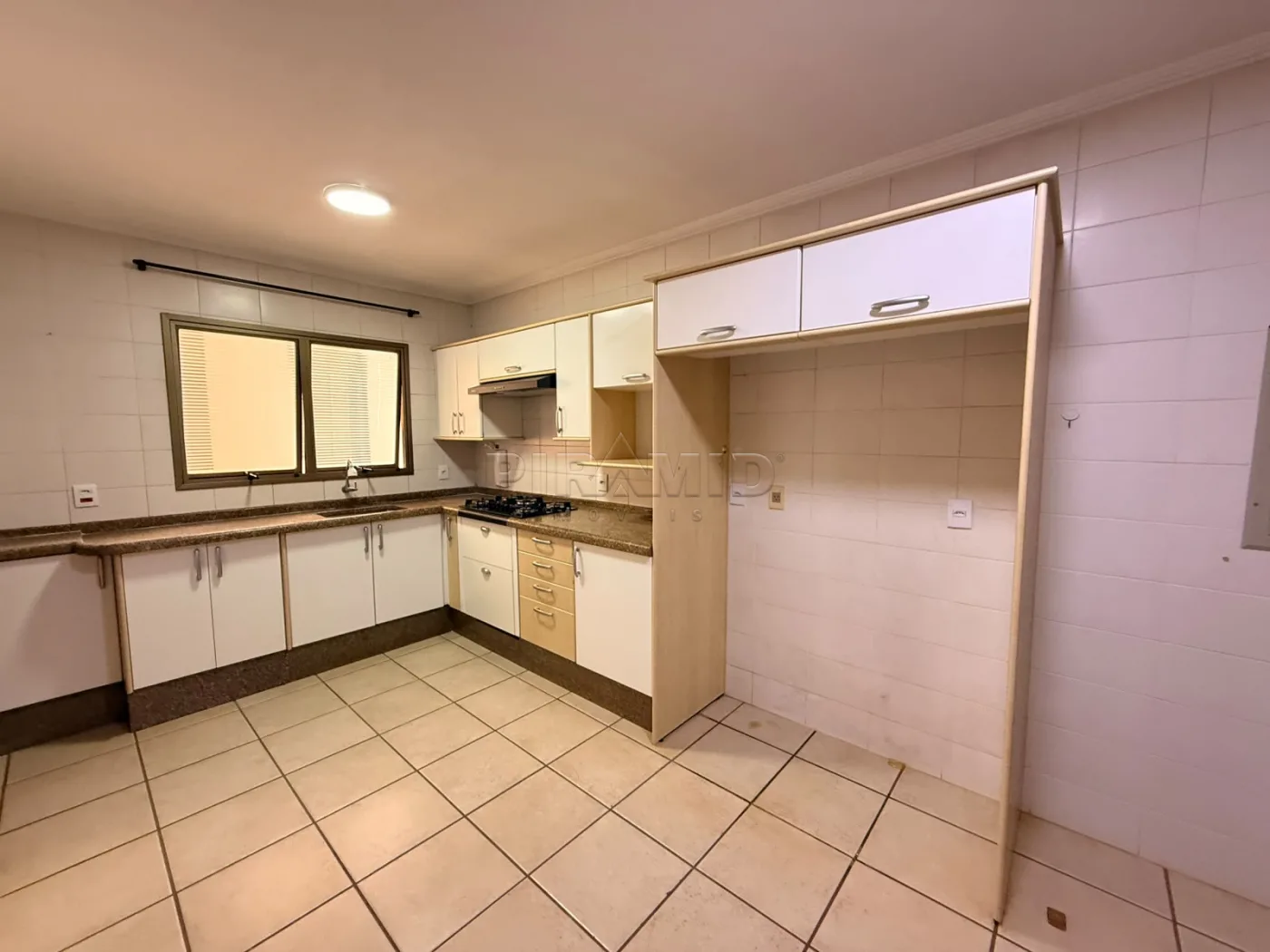 Alugar Apartamento / Padr&atilde;o em Ribeir&atilde;o Preto R$ 3.600,00 - Foto 23