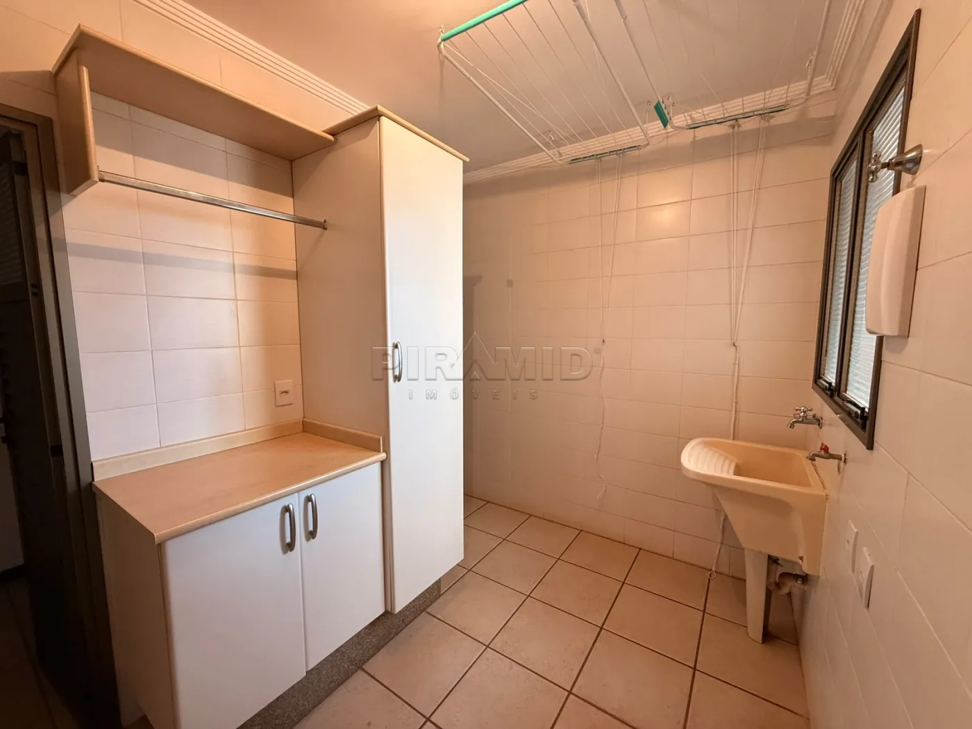 Alugar Apartamento / Padr&atilde;o em Ribeir&atilde;o Preto R$ 3.600,00 - Foto 26