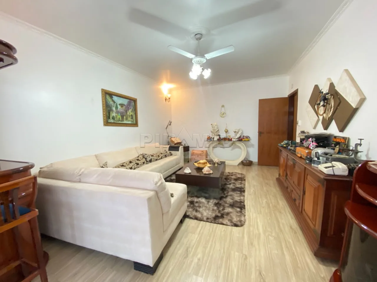 Alugar Casa / Padr&atilde;o em Ribeir&atilde;o Preto R$ 4.800,00 - Foto 1