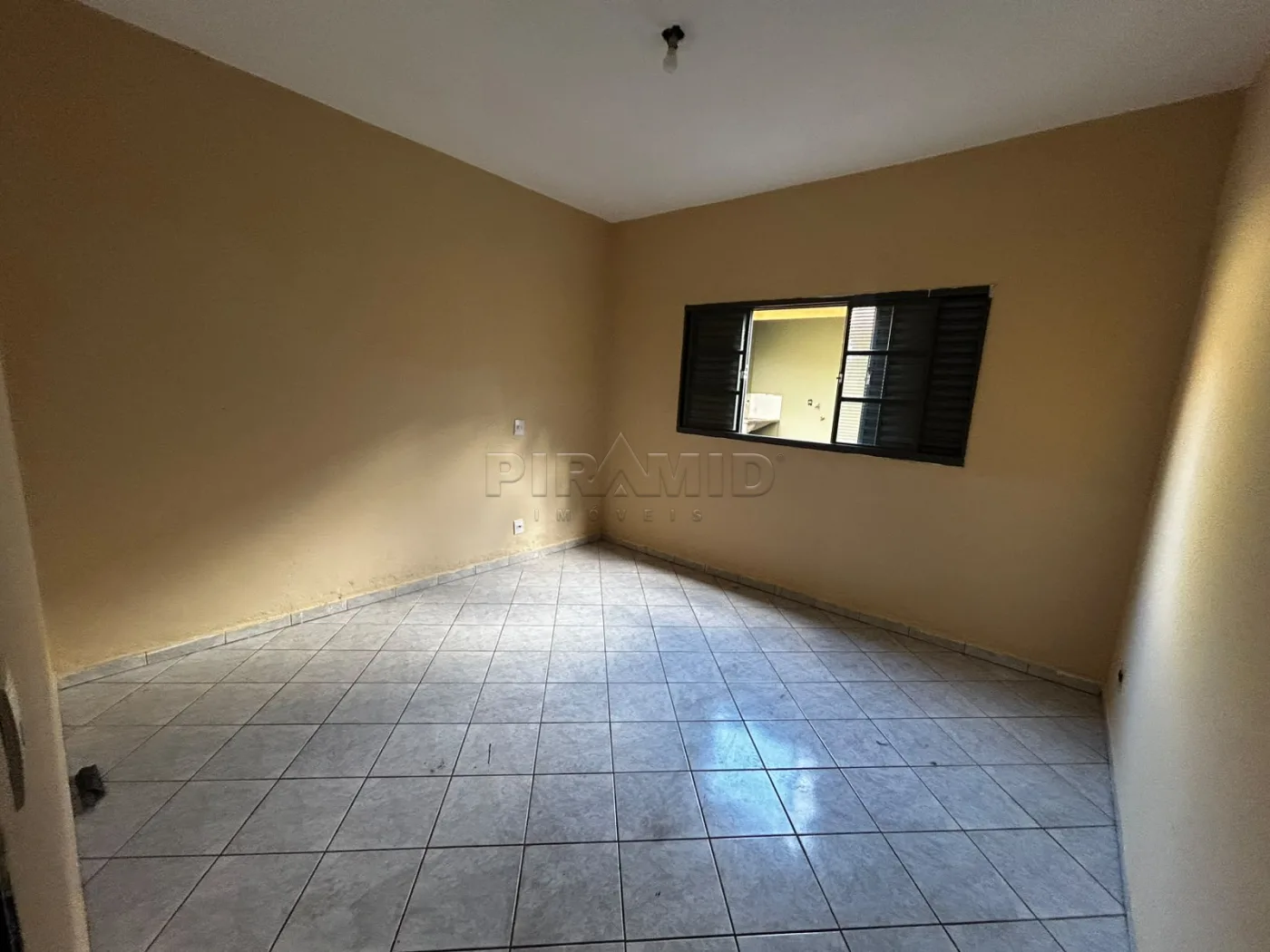 Alugar Casa / Padr&atilde;o em Ribeir&atilde;o Preto R$ 1.500,00 - Foto 8