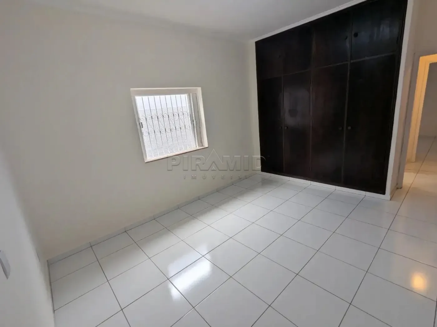 Comprar Casa / Padr&atilde;o em Ribeir&atilde;o Preto R$ 550.000,00 - Foto 9