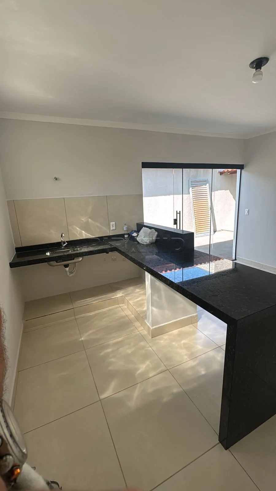 Comprar Casa / Padr&atilde;o em Serrana R$ 350.000,00 - Foto 4