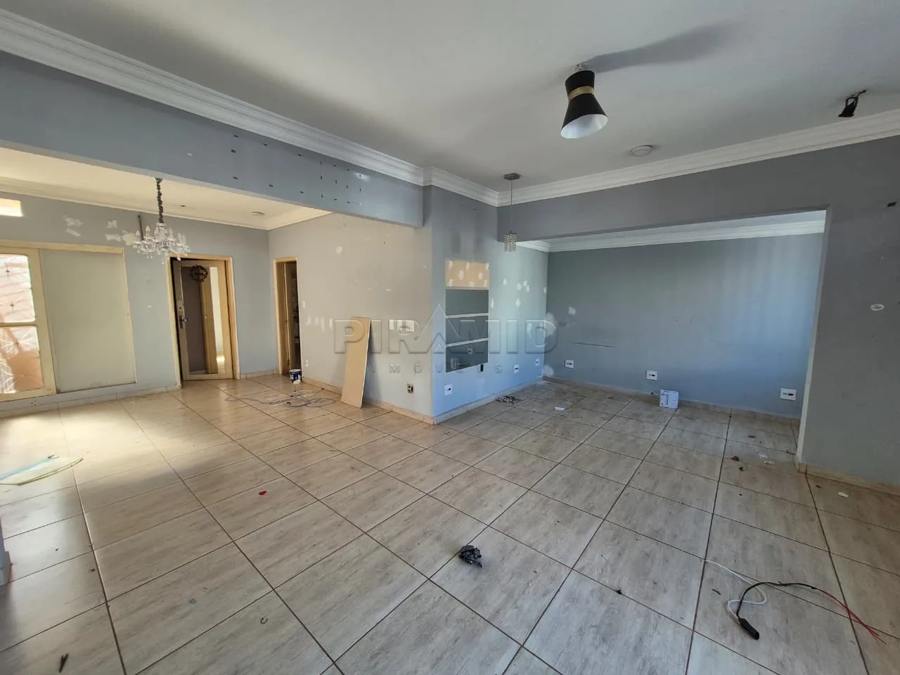 Alugar Comercial / Casa em Ribeir&atilde;o Preto R$ 3.500,00 - Foto 1
