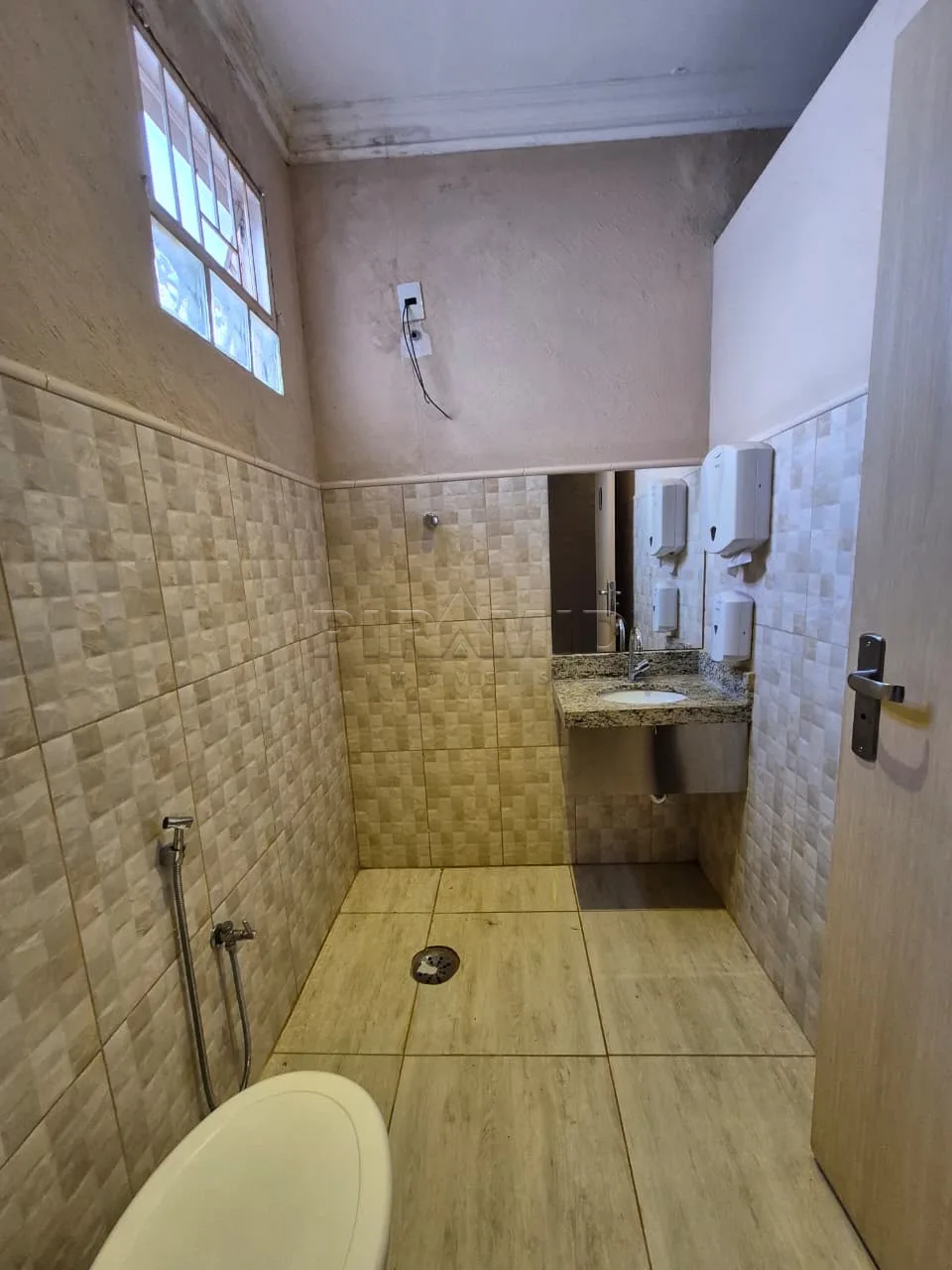 Alugar Comercial / Casa em Ribeir&atilde;o Preto R$ 3.500,00 - Foto 11