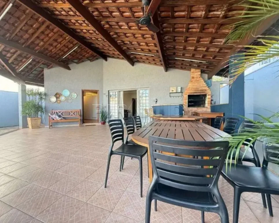Comprar Casa / Padr&atilde;o em Ribeir&atilde;o Preto R$ 880.000,00 - Foto 1