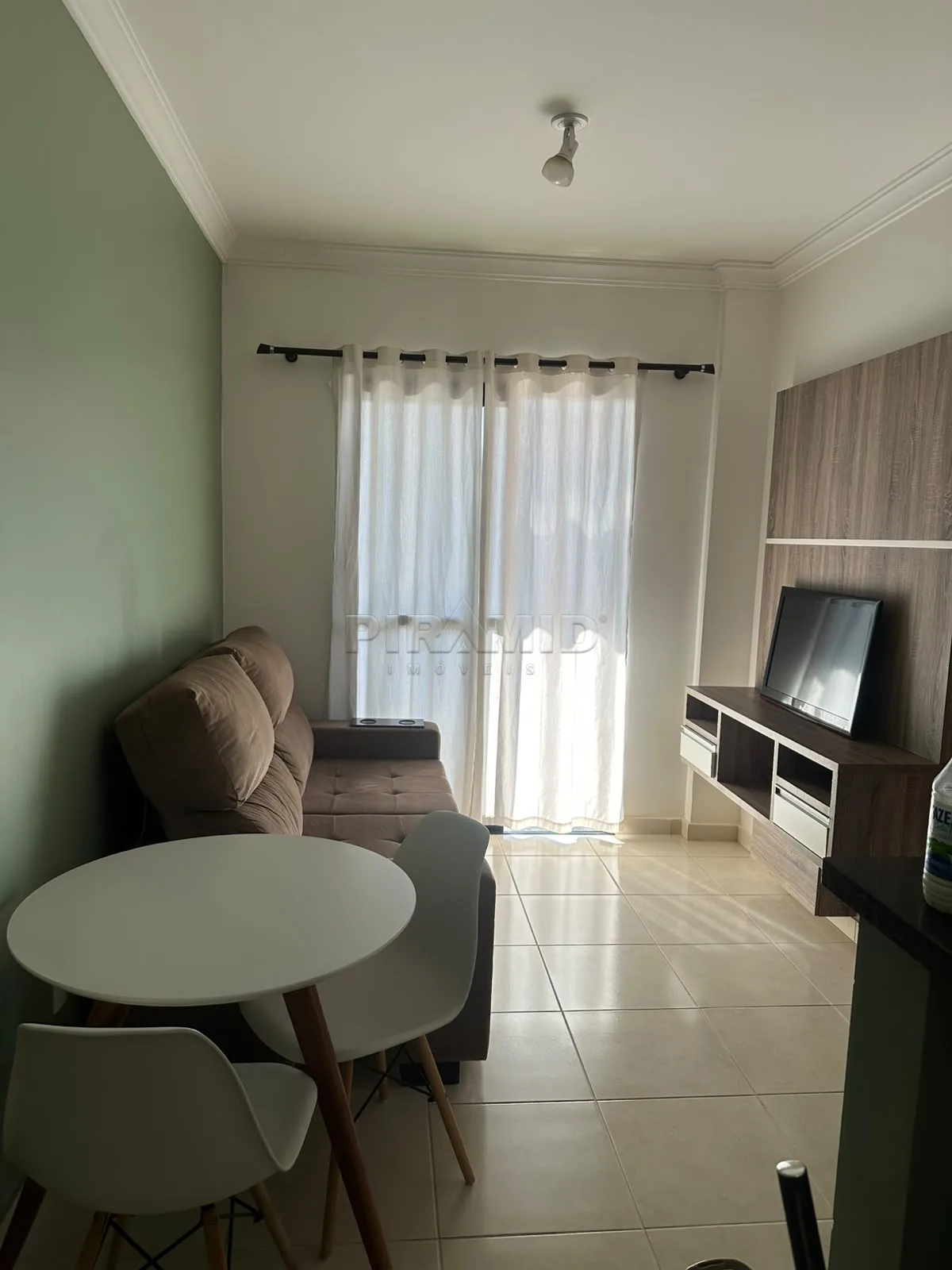 Alugar Apartamento / Padr&atilde;o em Ribeir&atilde;o Preto R$ 2.000,00 - Foto 2