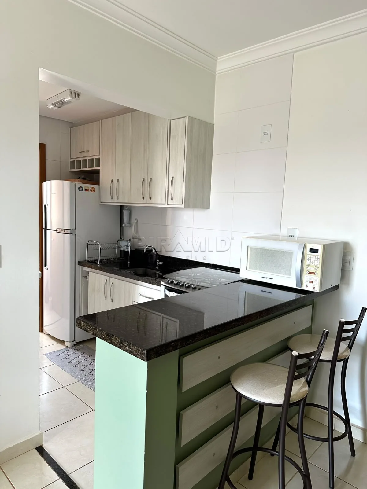 Alugar Apartamento / Padr&atilde;o em Ribeir&atilde;o Preto R$ 2.000,00 - Foto 14