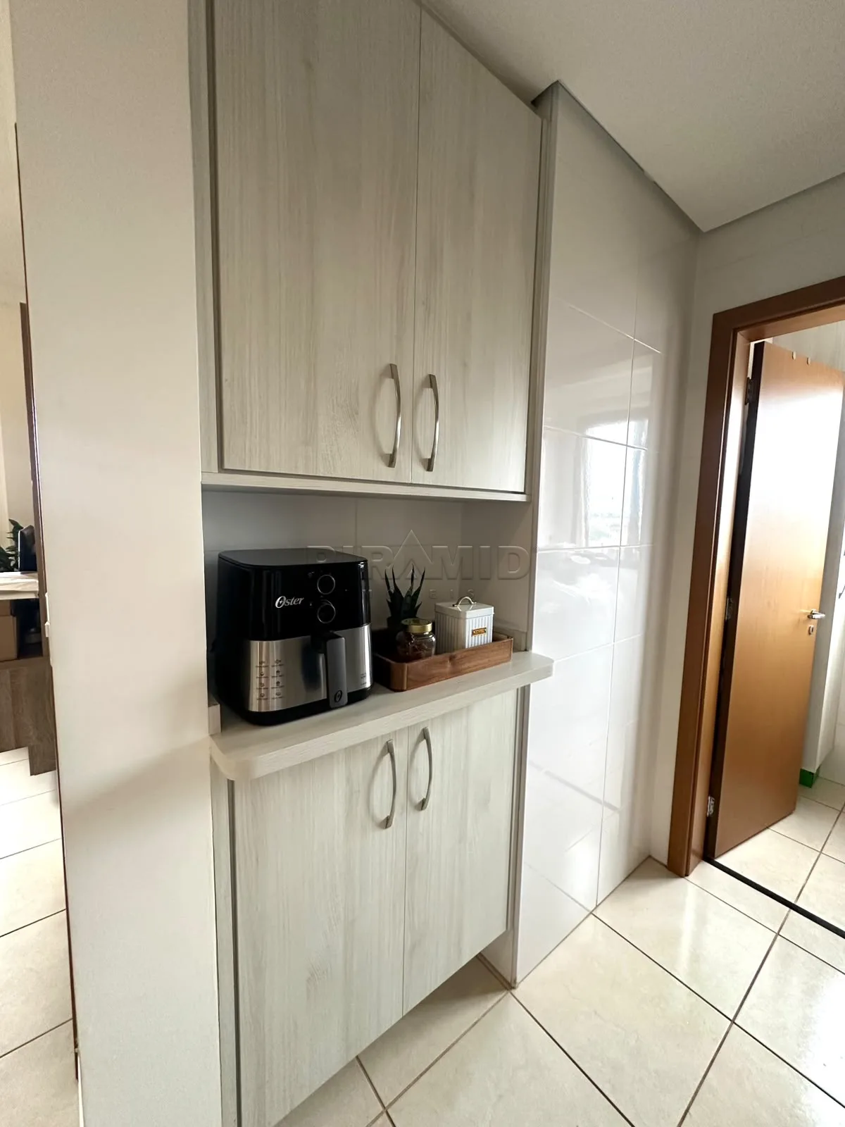 Alugar Apartamento / Padr&atilde;o em Ribeir&atilde;o Preto R$ 2.000,00 - Foto 15