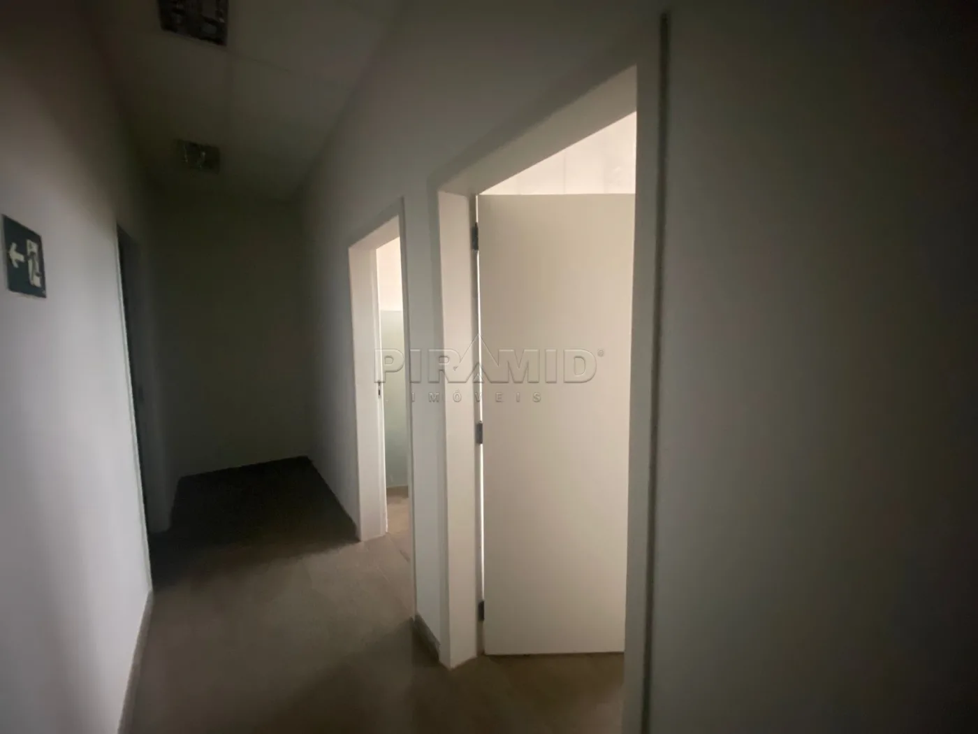 Alugar Comercial / Pr&eacute;dio em Ribeir&atilde;o Preto R$ 360.000,00 - Foto 12