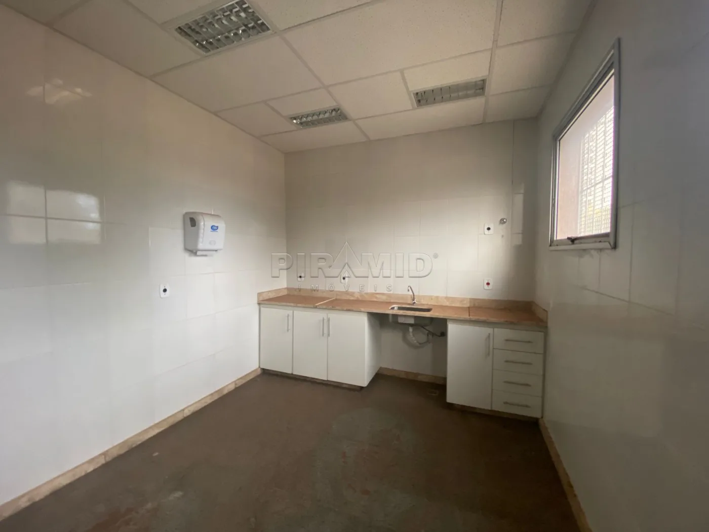 Alugar Comercial / Pr&eacute;dio em Ribeir&atilde;o Preto R$ 360.000,00 - Foto 16