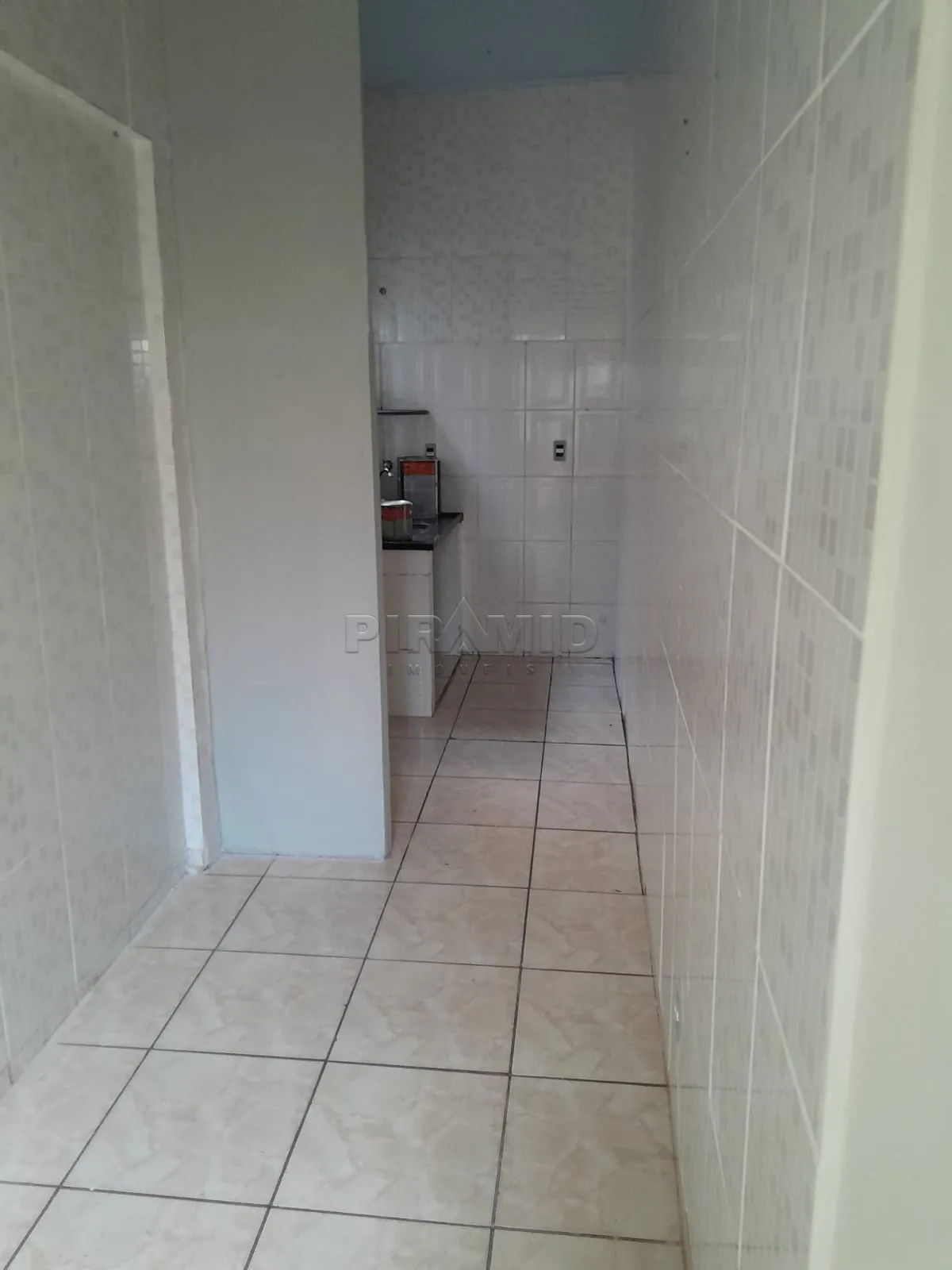 Alugar Casa / Padr&atilde;o em Ribeir&atilde;o Preto R$ 1.300,00 - Foto 12