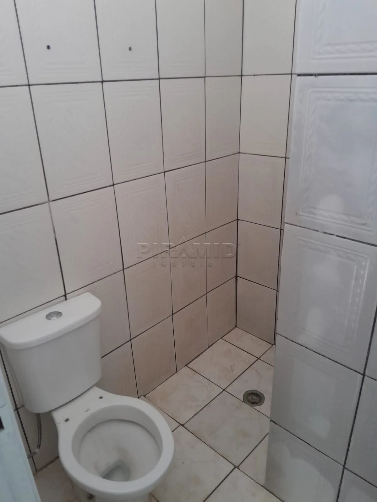 Alugar Casa / Padr&atilde;o em Ribeir&atilde;o Preto R$ 1.300,00 - Foto 11