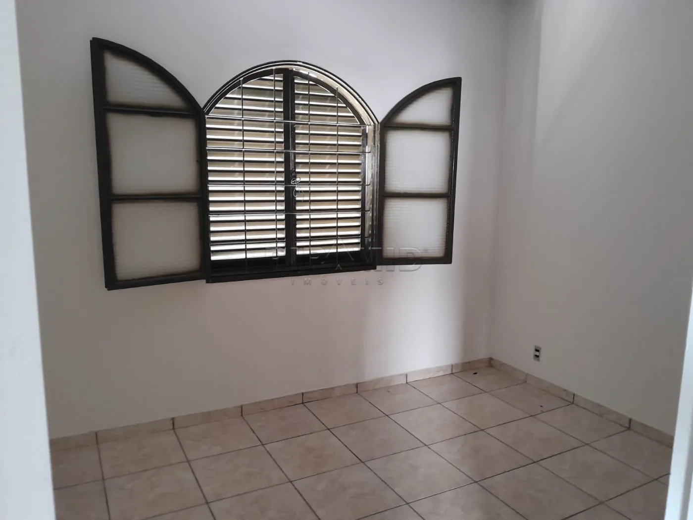 Alugar Casa / Padr&atilde;o em Ribeir&atilde;o Preto R$ 1.300,00 - Foto 6