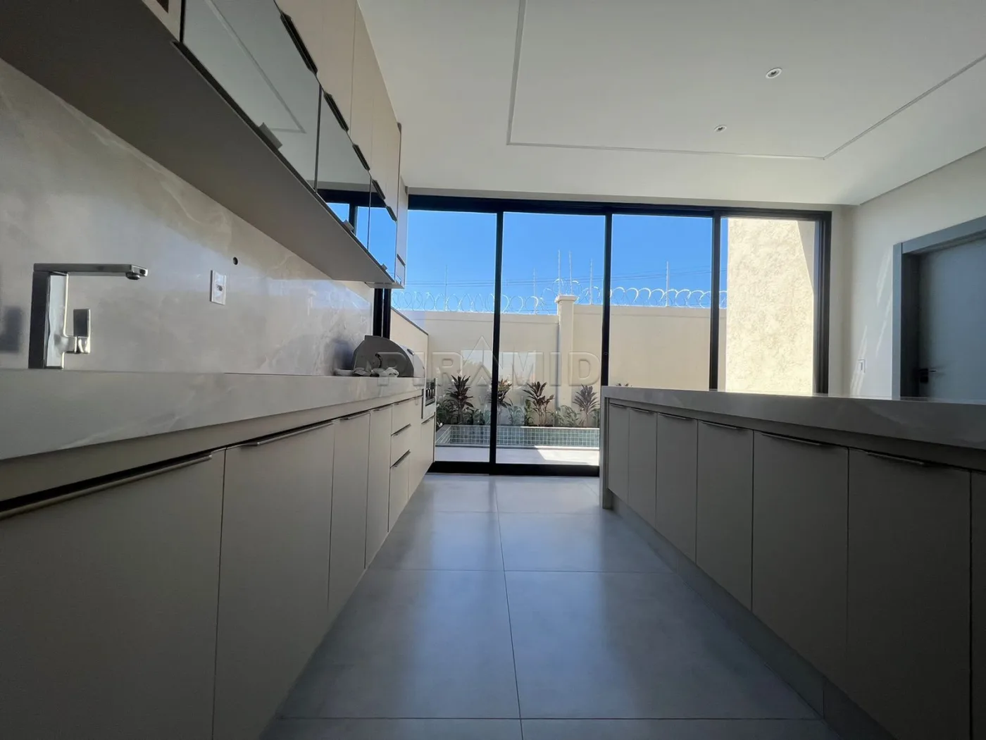 Alugar Casa / Condom&iacute;nio em Ribeir&atilde;o Preto R$ 9.000,00 - Foto 6
