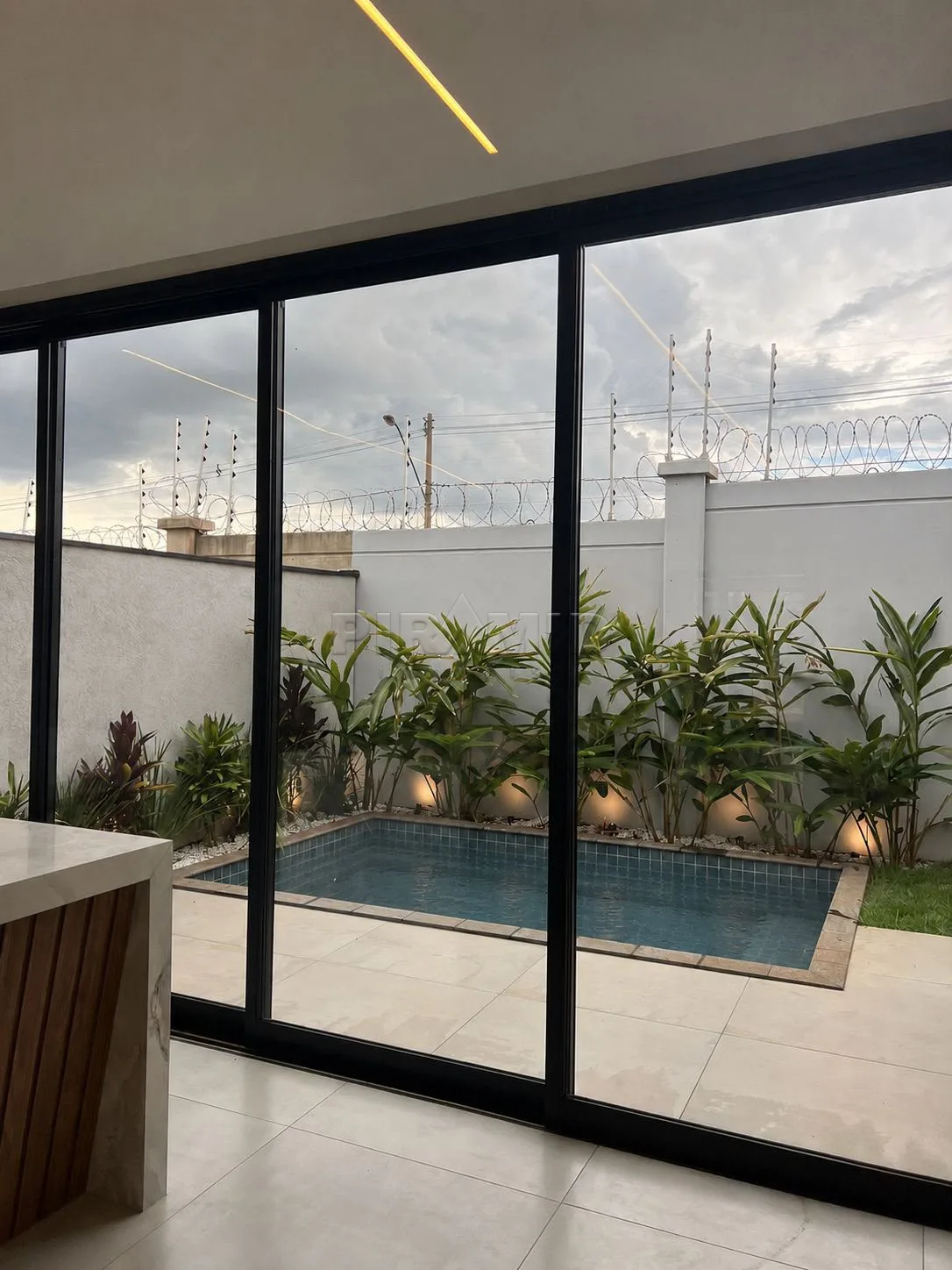 Alugar Casa / Condom&iacute;nio em Ribeir&atilde;o Preto R$ 9.000,00 - Foto 9