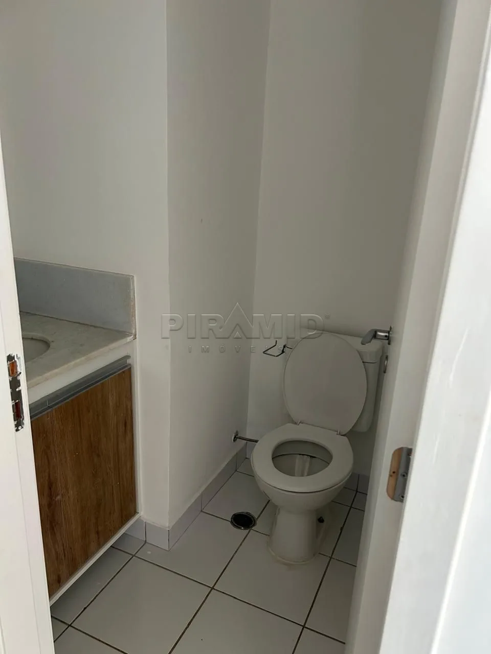 Comprar Comercial / Sala em Ribeir&atilde;o Preto R$ 320.000,00 - Foto 4