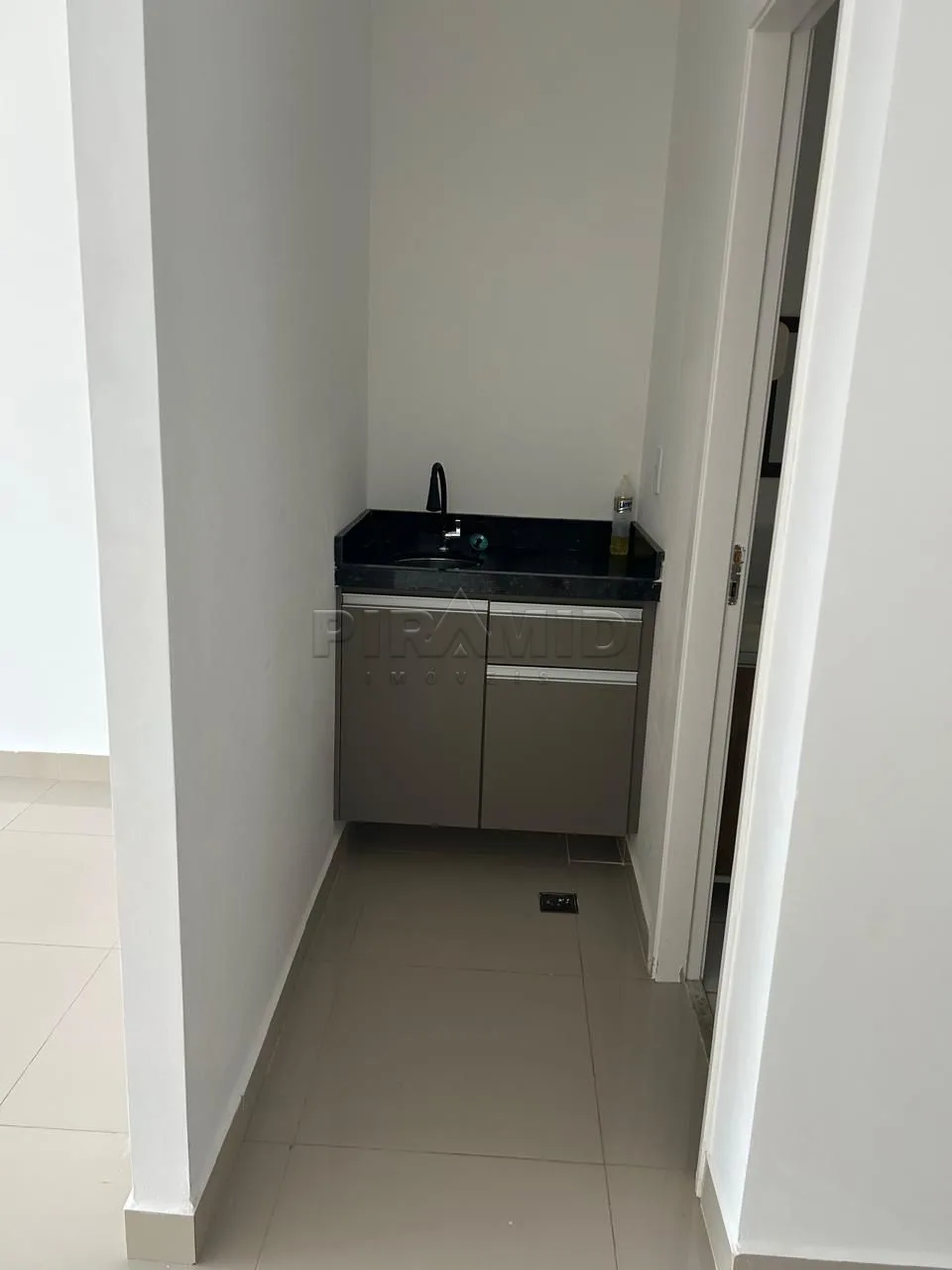 Comprar Comercial / Sala em Ribeir&atilde;o Preto R$ 320.000,00 - Foto 5