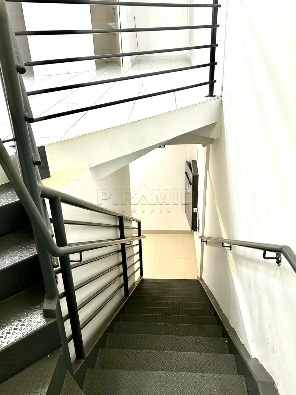 Alugar Comercial / Sal&atilde;o em Ribeir&atilde;o Preto R$ 17.000,00 - Foto 7