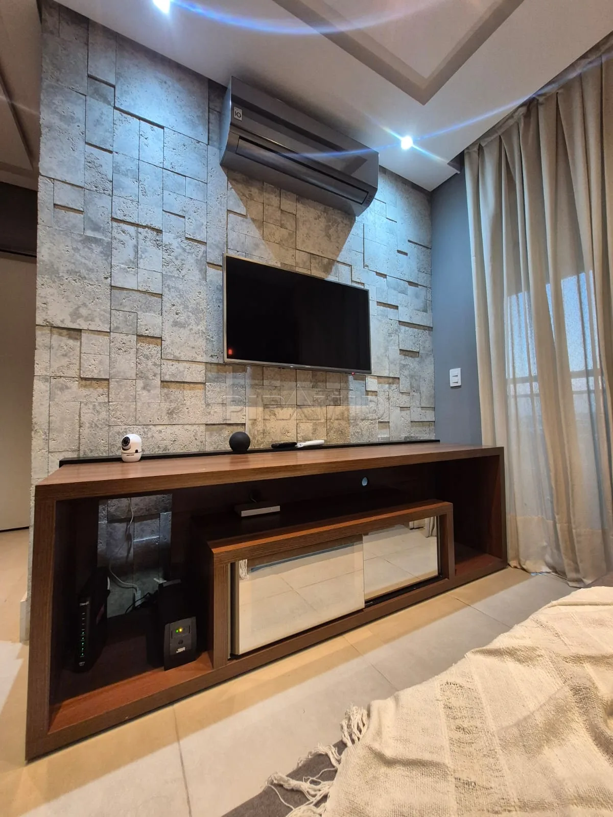 Alugar Apartamento / Padr&atilde;o em Ribeir&atilde;o Preto R$ 3.500,00 - Foto 2