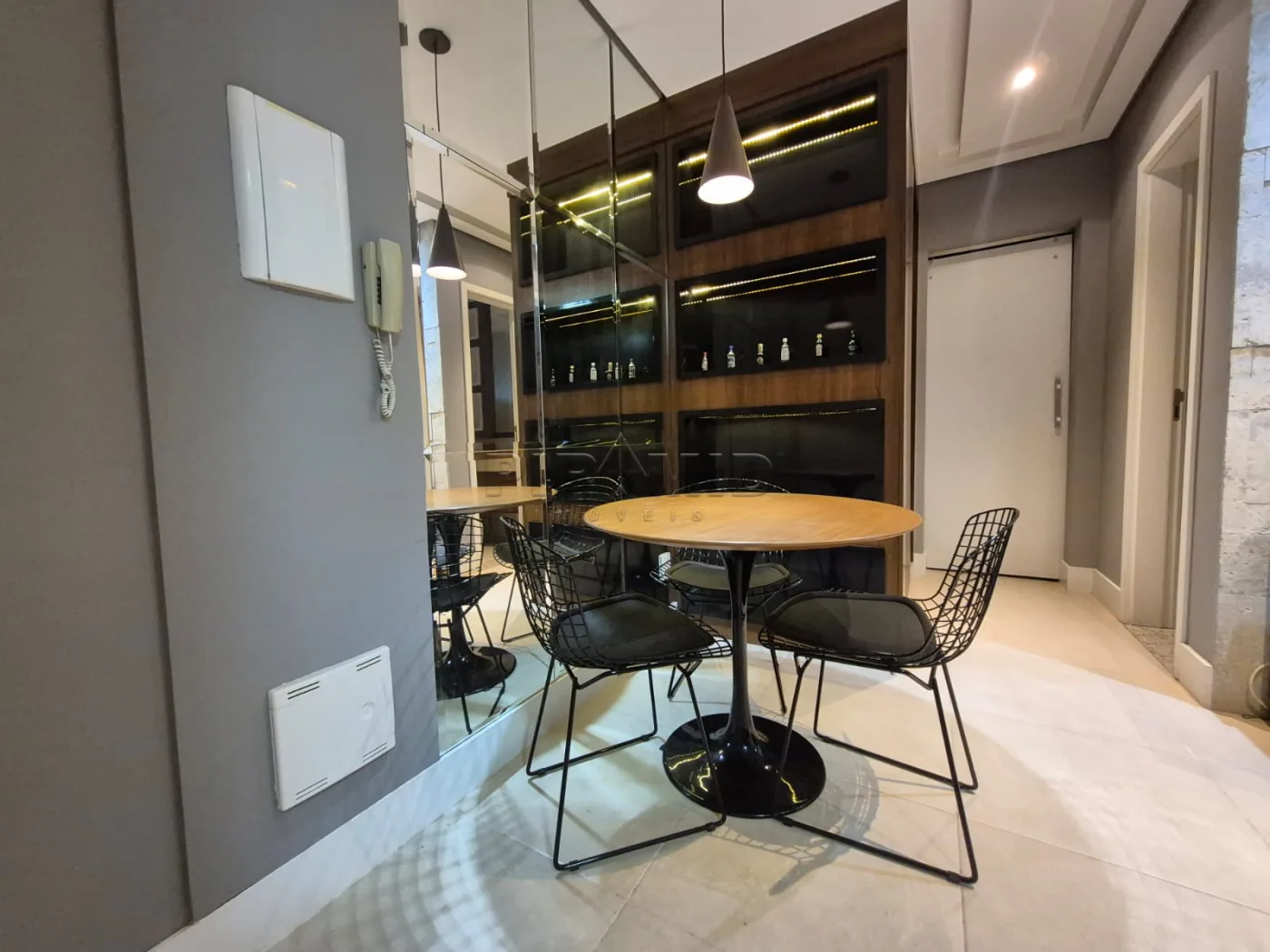 Alugar Apartamento / Padr&atilde;o em Ribeir&atilde;o Preto R$ 3.500,00 - Foto 3