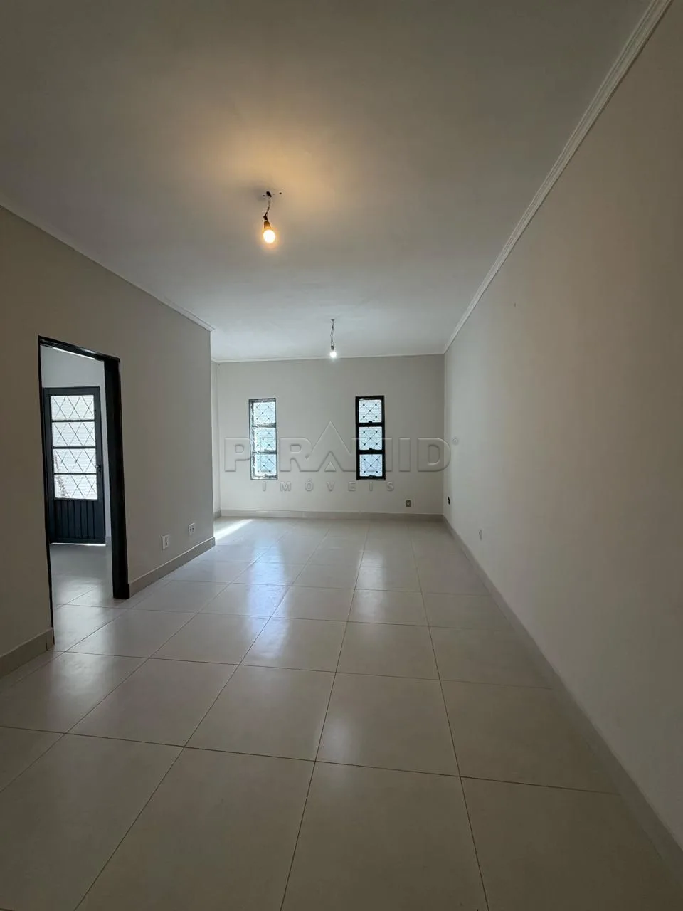 Comprar Casa / Padr&atilde;o em Ribeir&atilde;o Preto R$ 380.000,00 - Foto 3