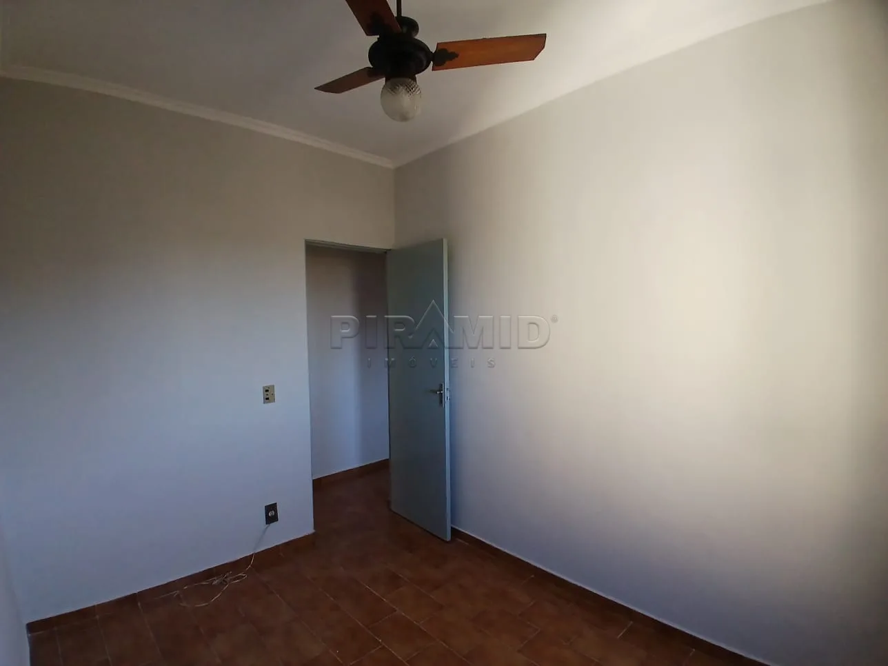 Alugar Apartamento / Padr&atilde;o em Ribeir&atilde;o Preto R$ 1.600,00 - Foto 10