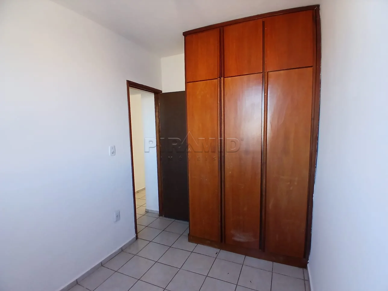 Alugar Apartamento / Padr&atilde;o em Ribeir&atilde;o Preto R$ 1.500,00 - Foto 6