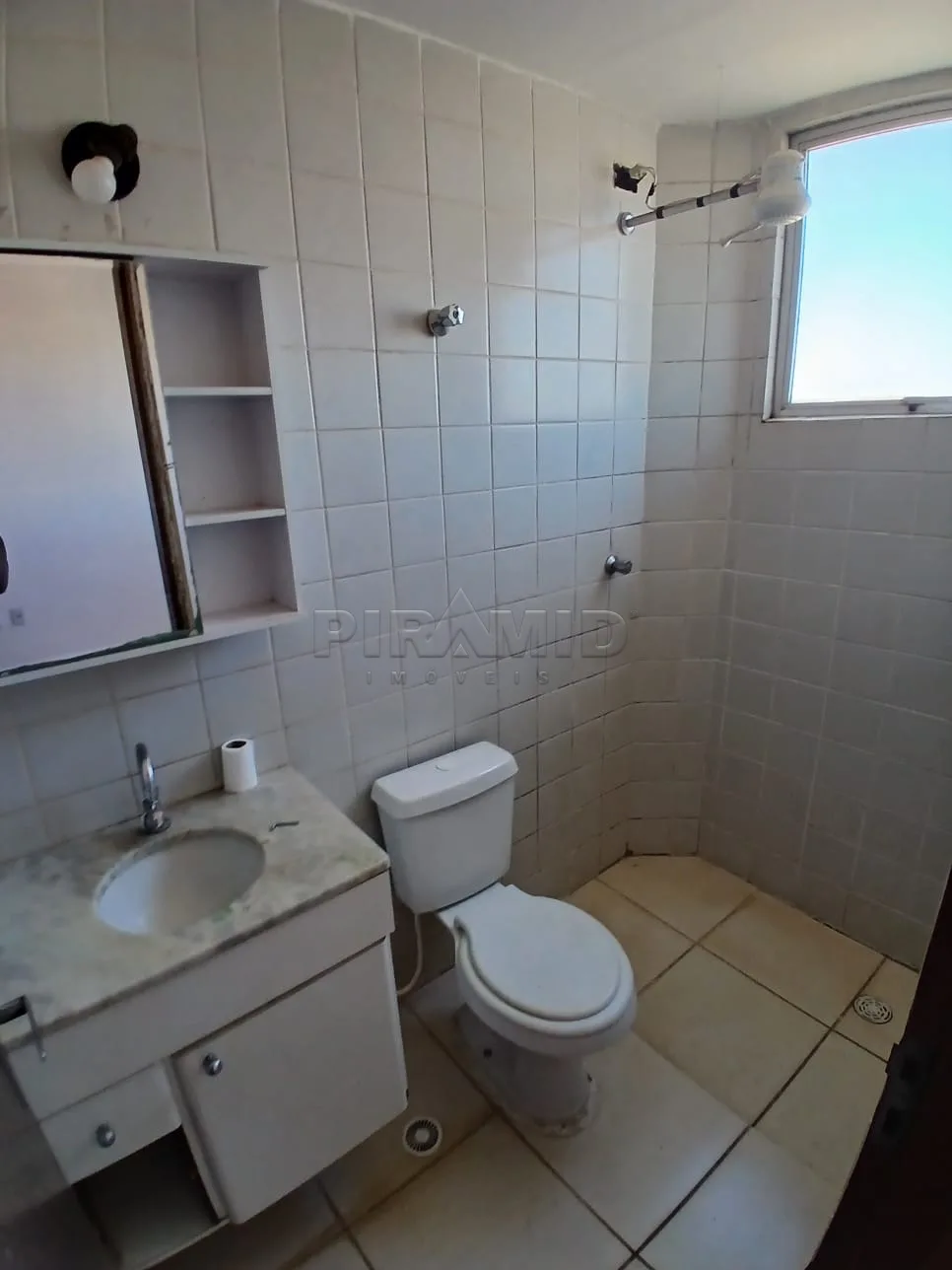 Alugar Apartamento / Padr&atilde;o em Ribeir&atilde;o Preto R$ 1.500,00 - Foto 13