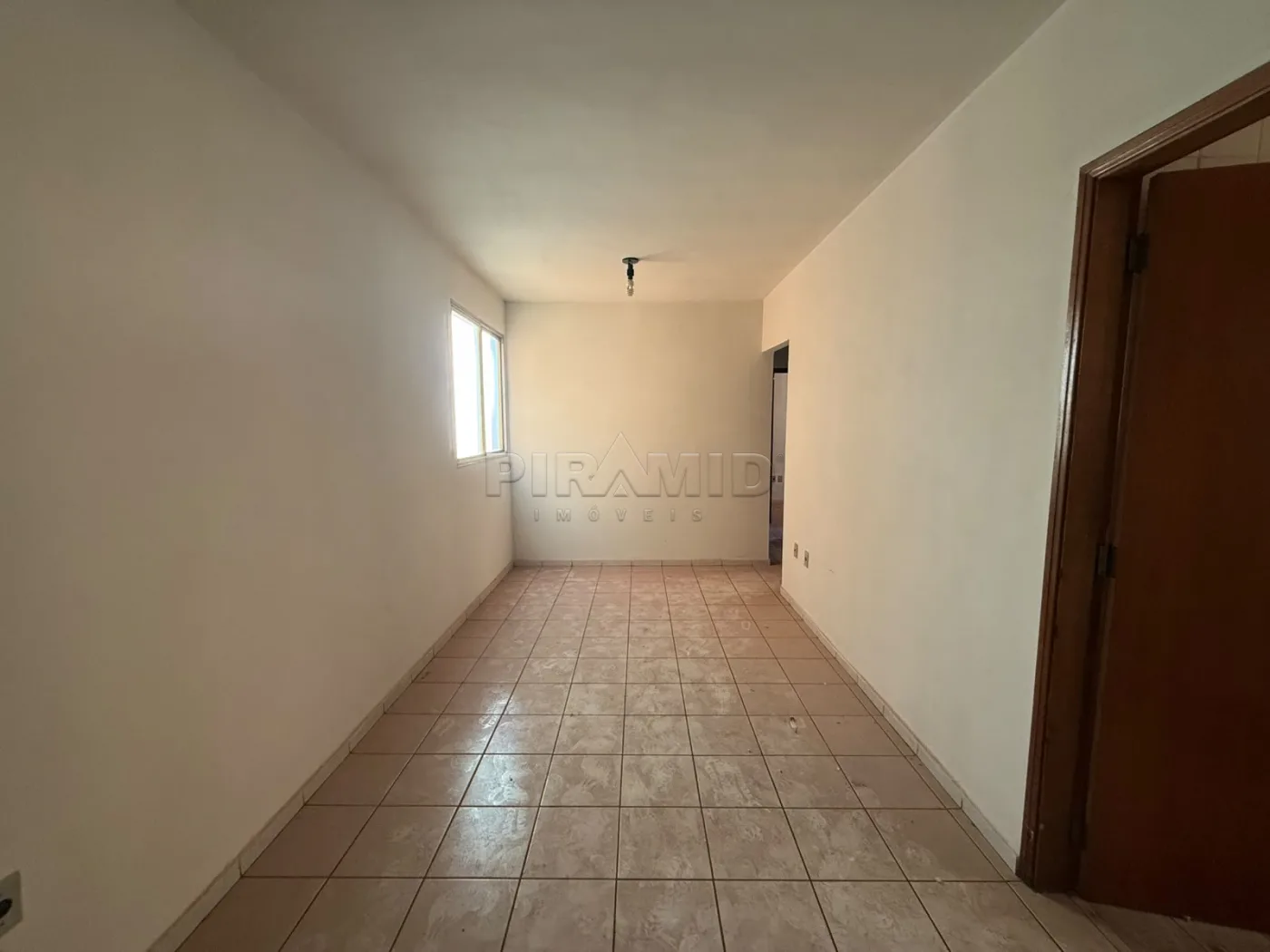 Alugar Apartamento / Padr&atilde;o em Ribeir&atilde;o Preto R$ 1.500,00 - Foto 1