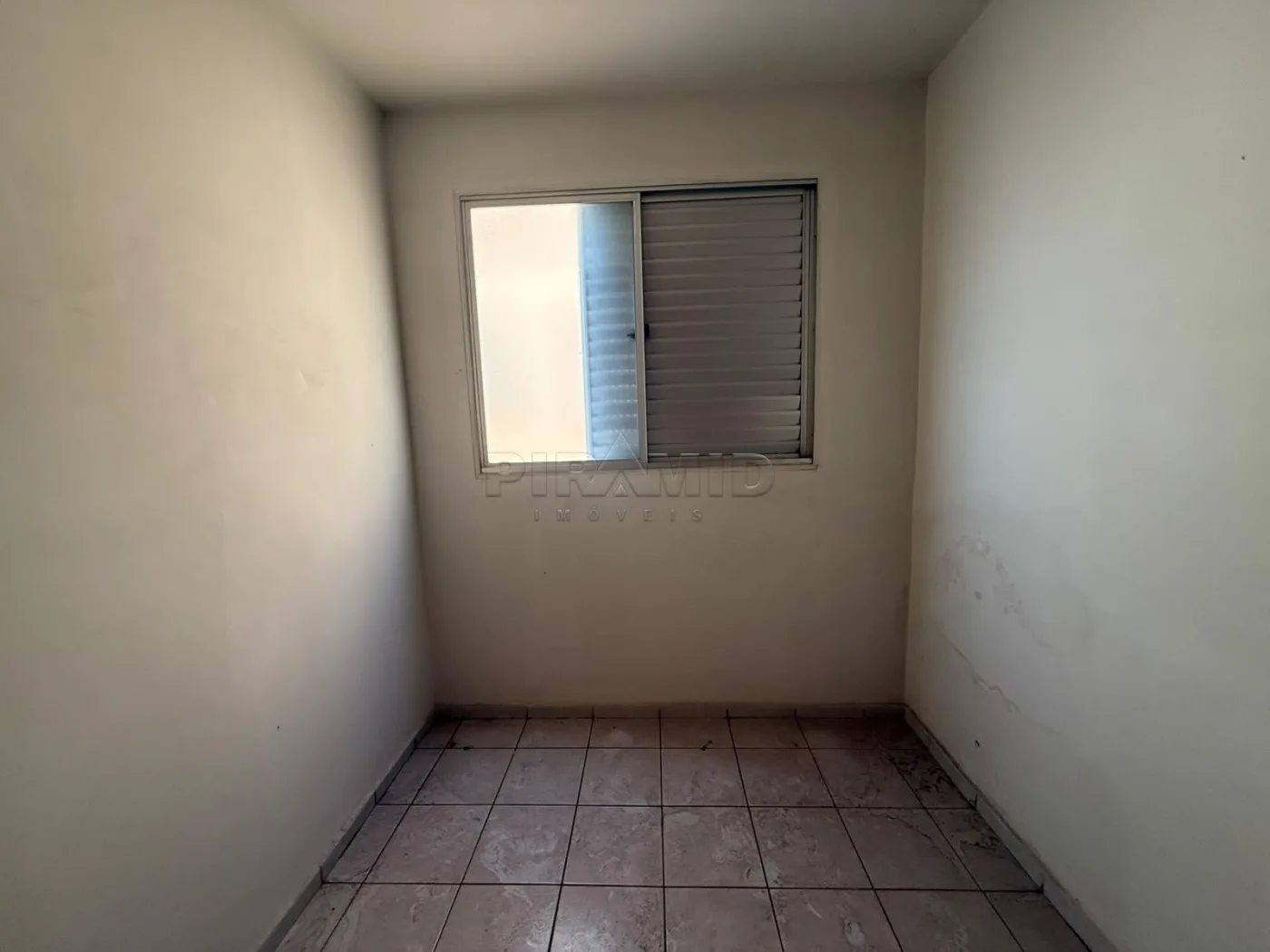 Alugar Apartamento / Padr&atilde;o em Ribeir&atilde;o Preto R$ 1.500,00 - Foto 4