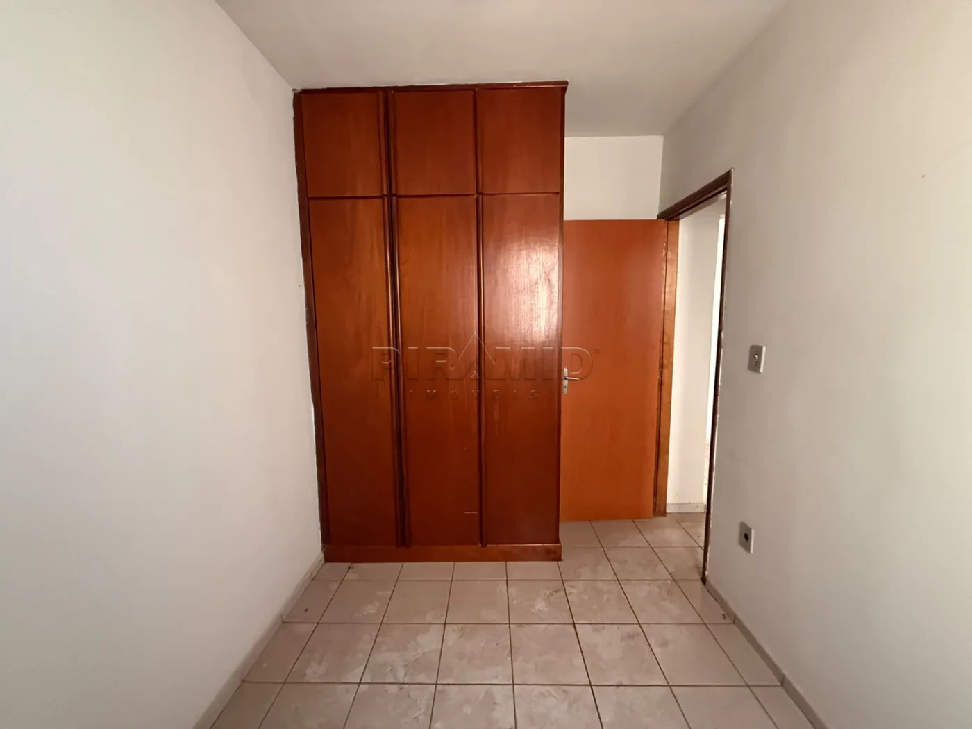Alugar Apartamento / Padr&atilde;o em Ribeir&atilde;o Preto R$ 1.500,00 - Foto 7