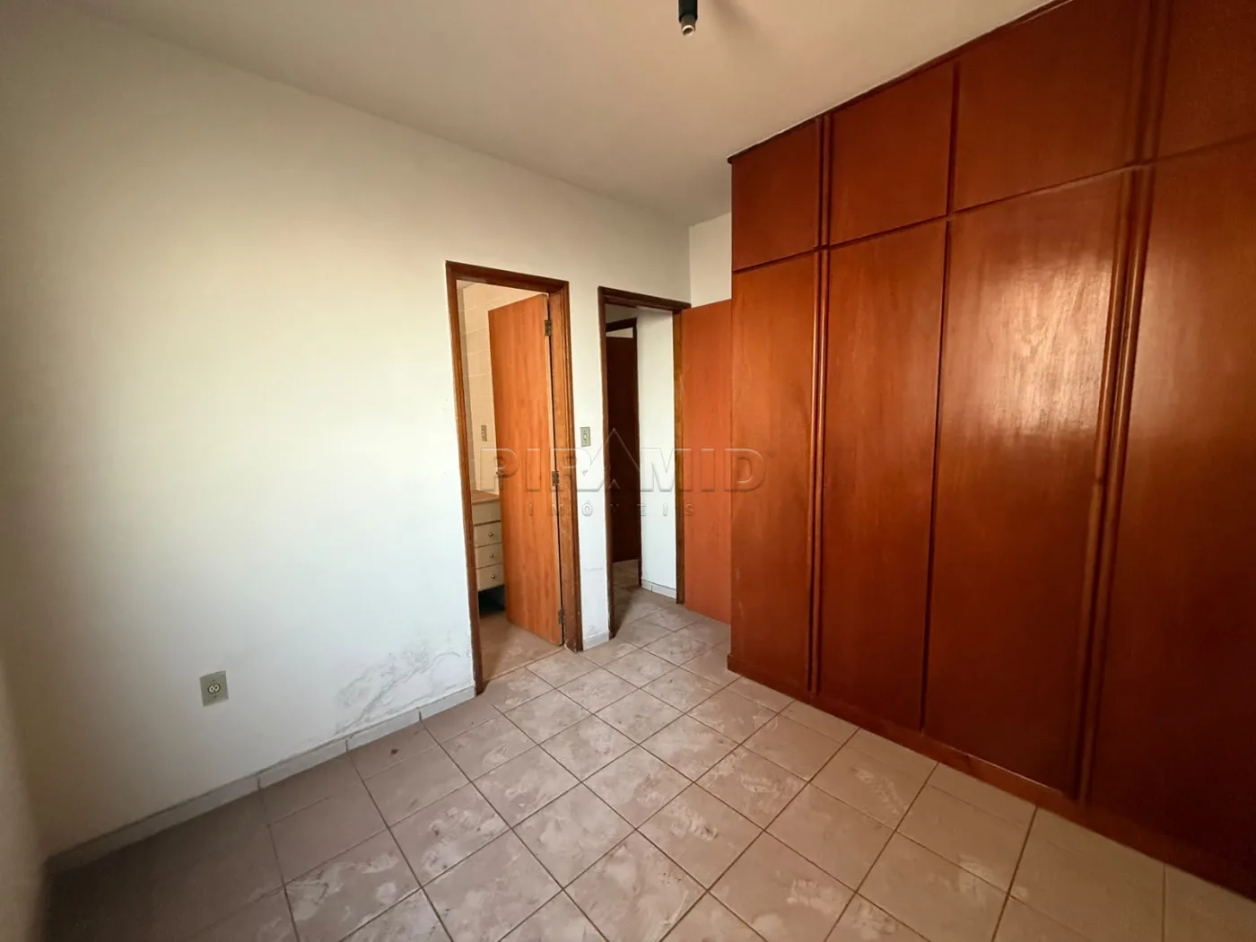 Alugar Apartamento / Padr&atilde;o em Ribeir&atilde;o Preto R$ 1.500,00 - Foto 6