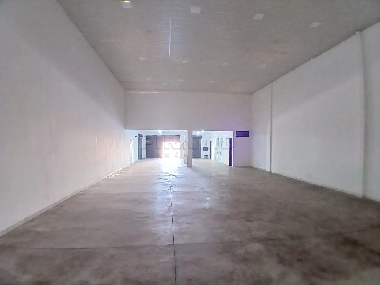 Alugar Comercial / Sal&atilde;o em Ribeir&atilde;o Preto R$ 6.500,00 - Foto 2