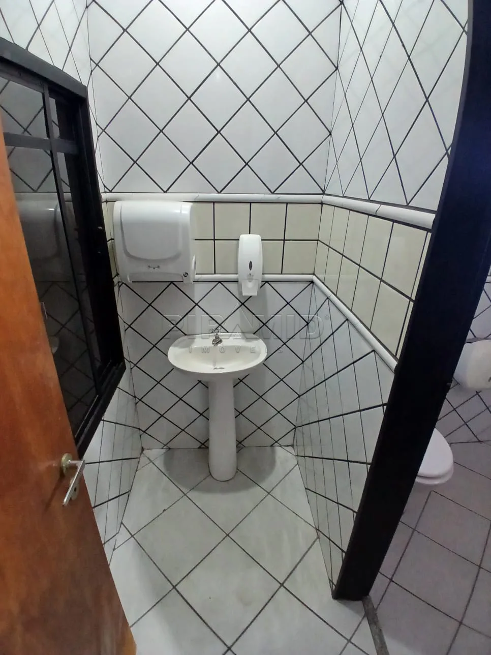 Alugar Comercial / Sal&atilde;o em Ribeir&atilde;o Preto R$ 6.500,00 - Foto 26