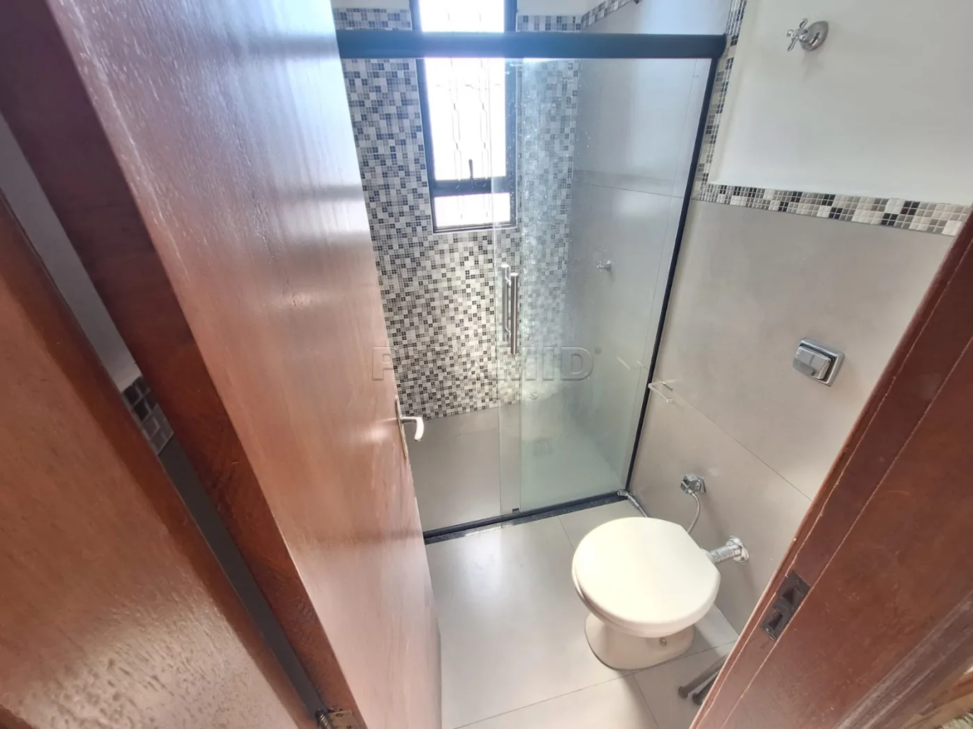 Alugar Apartamento / Padr&atilde;o em Ribeir&atilde;o Preto R$ 1.750,00 - Foto 5