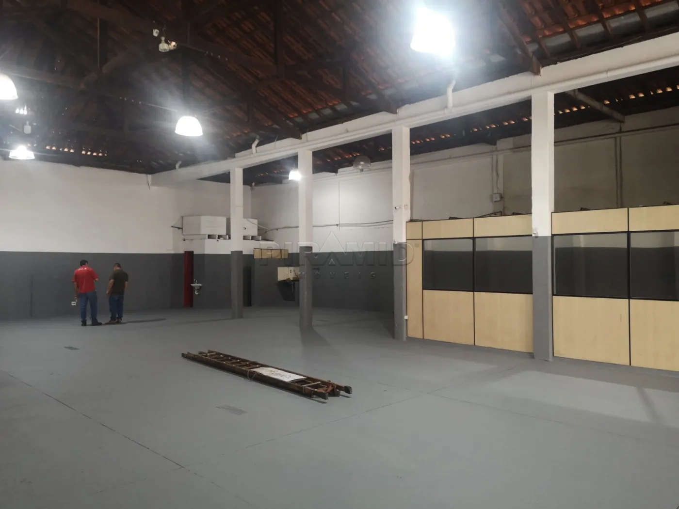 Alugar Comercial / Galp&atilde;o  Barrac&atilde;o em Ribeir&atilde;o Preto R$ 4.700,00 - Foto 2
