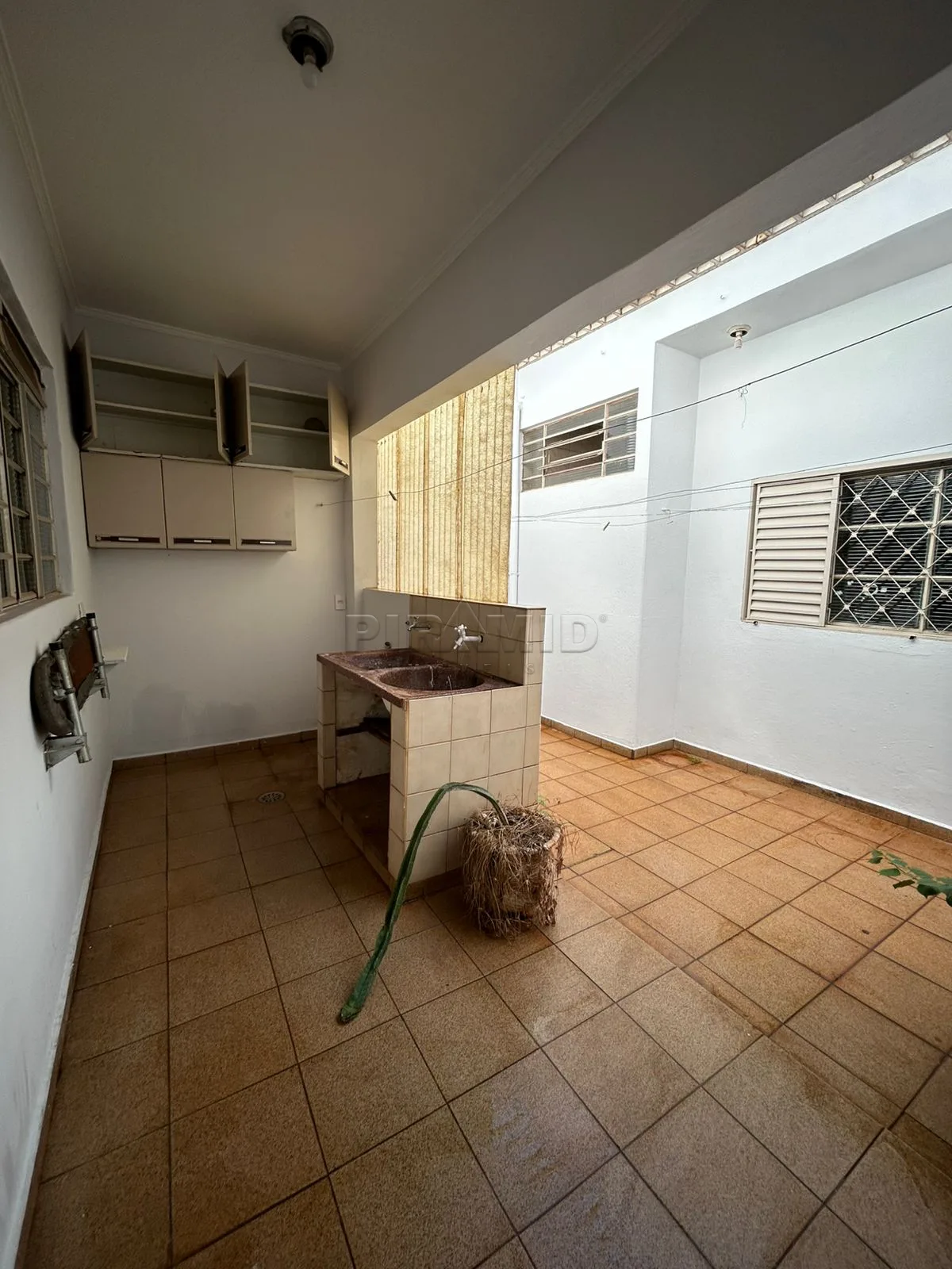 Alugar Casa / Padr&atilde;o em Ribeir&atilde;o Preto R$ 2.900,00 - Foto 13