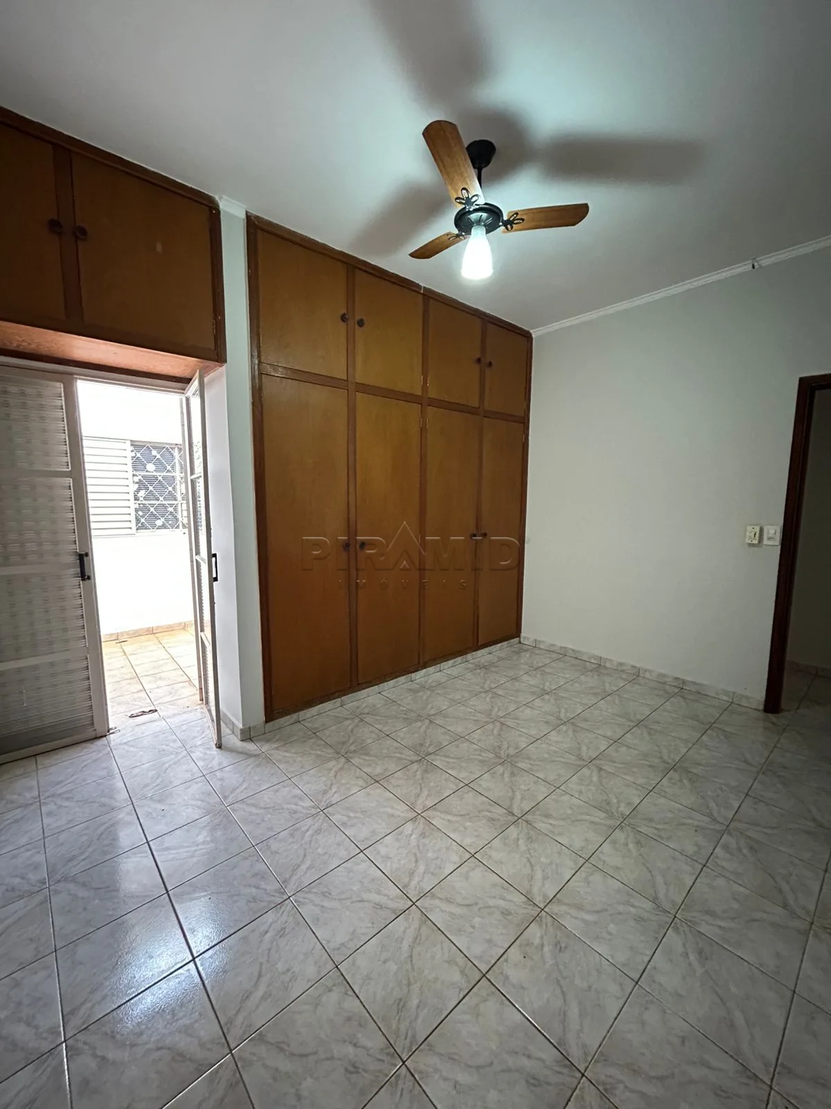 Alugar Casa / Padr&atilde;o em Ribeir&atilde;o Preto R$ 2.900,00 - Foto 19