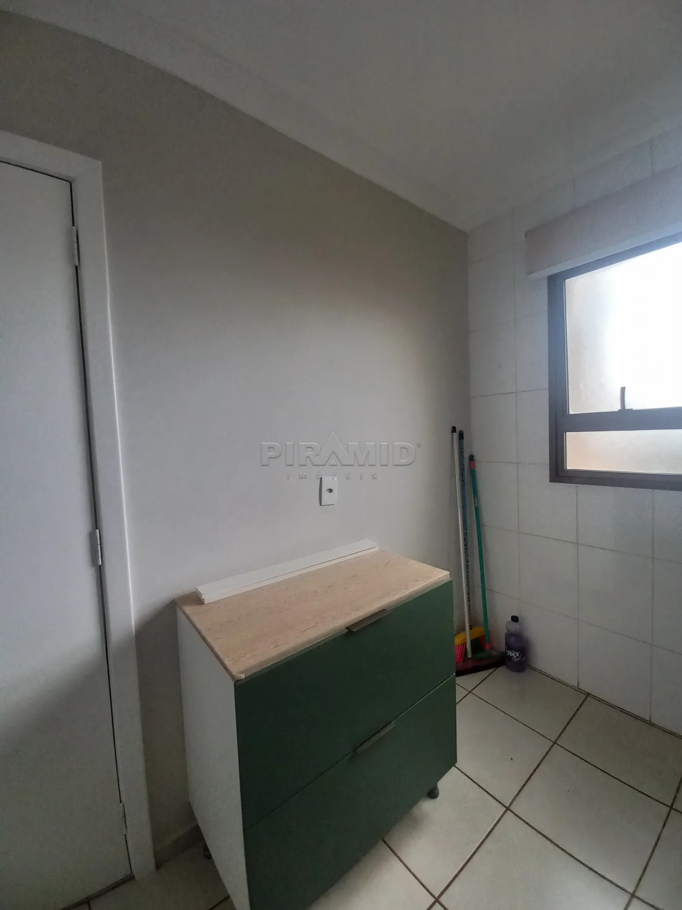 Alugar Apartamento / Padr&atilde;o em Ribeir&atilde;o Preto R$ 2.300,00 - Foto 9