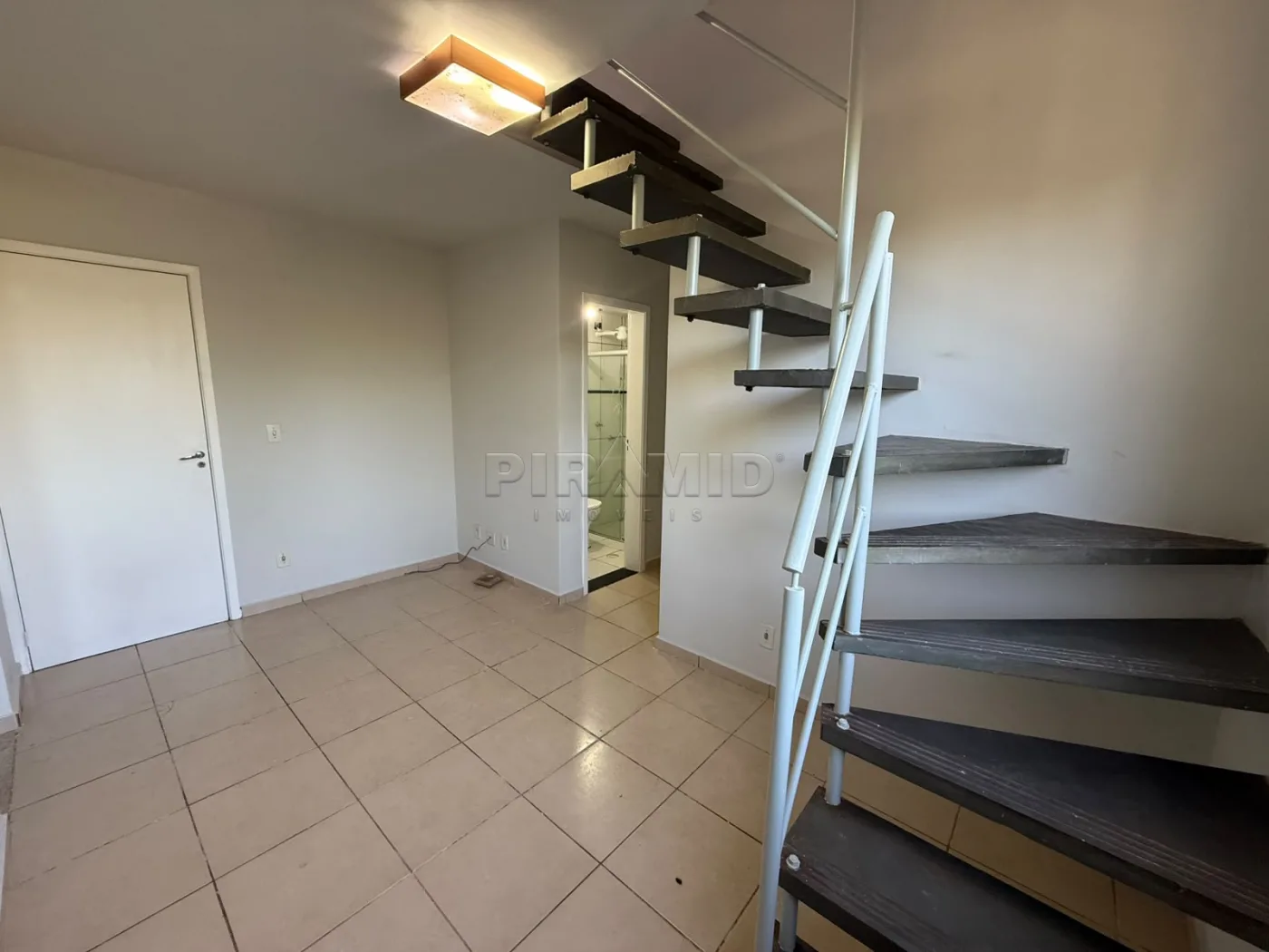 Alugar Apartamento / Cobertura em Ribeir&atilde;o Preto R$ 1.650,00 - Foto 2