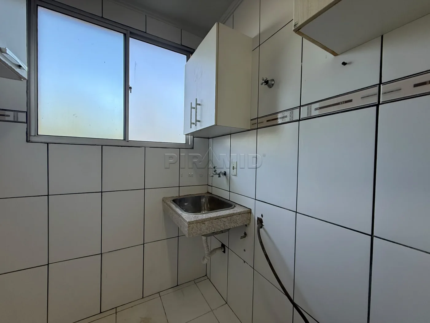 Alugar Apartamento / Cobertura em Ribeir&atilde;o Preto R$ 1.650,00 - Foto 5