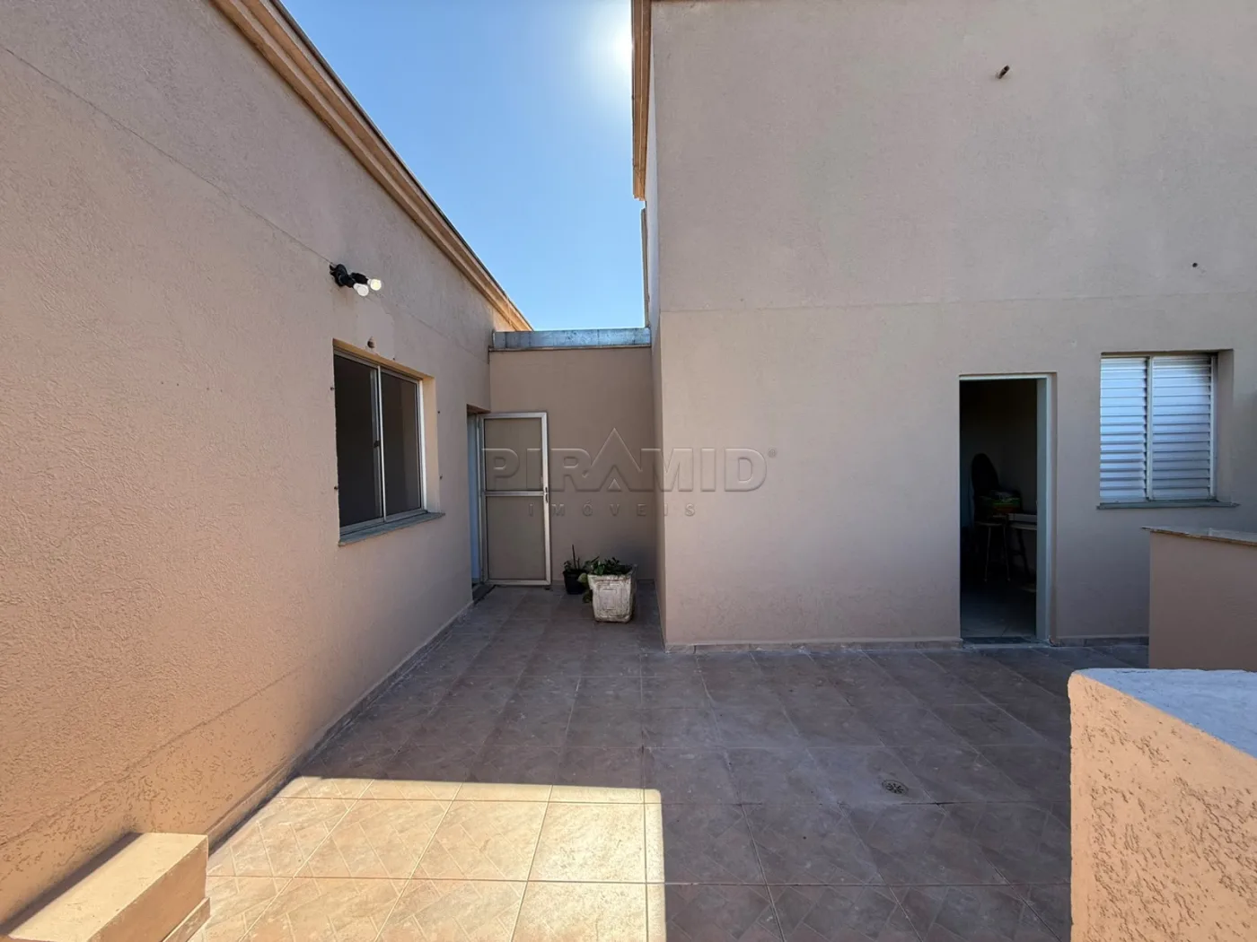 Alugar Apartamento / Cobertura em Ribeir&atilde;o Preto R$ 1.650,00 - Foto 17