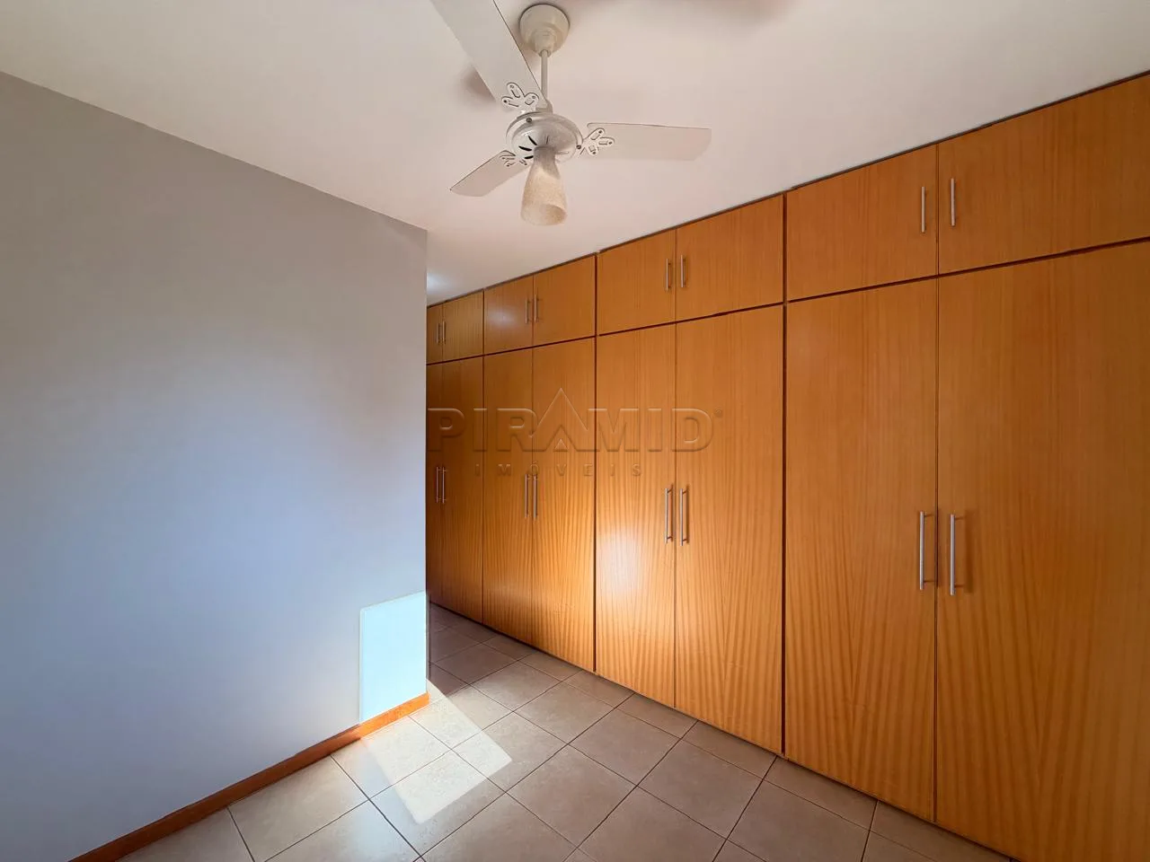 Alugar Apartamento / Padr&atilde;o em Ribeir&atilde;o Preto R$ 3.200,00 - Foto 24