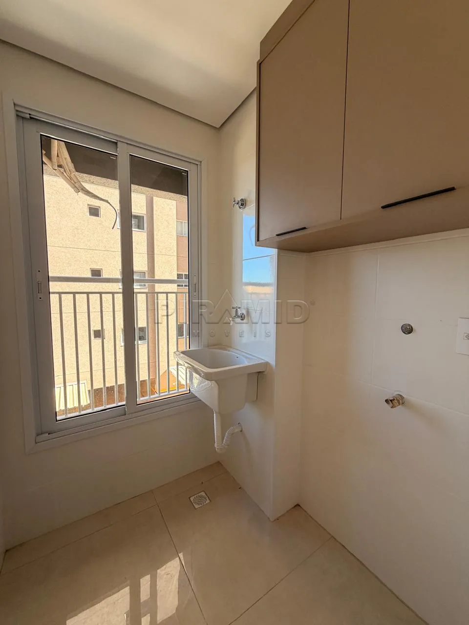 Alugar Apartamento / Padr&atilde;o em Ribeir&atilde;o Preto R$ 3.500,00 - Foto 15